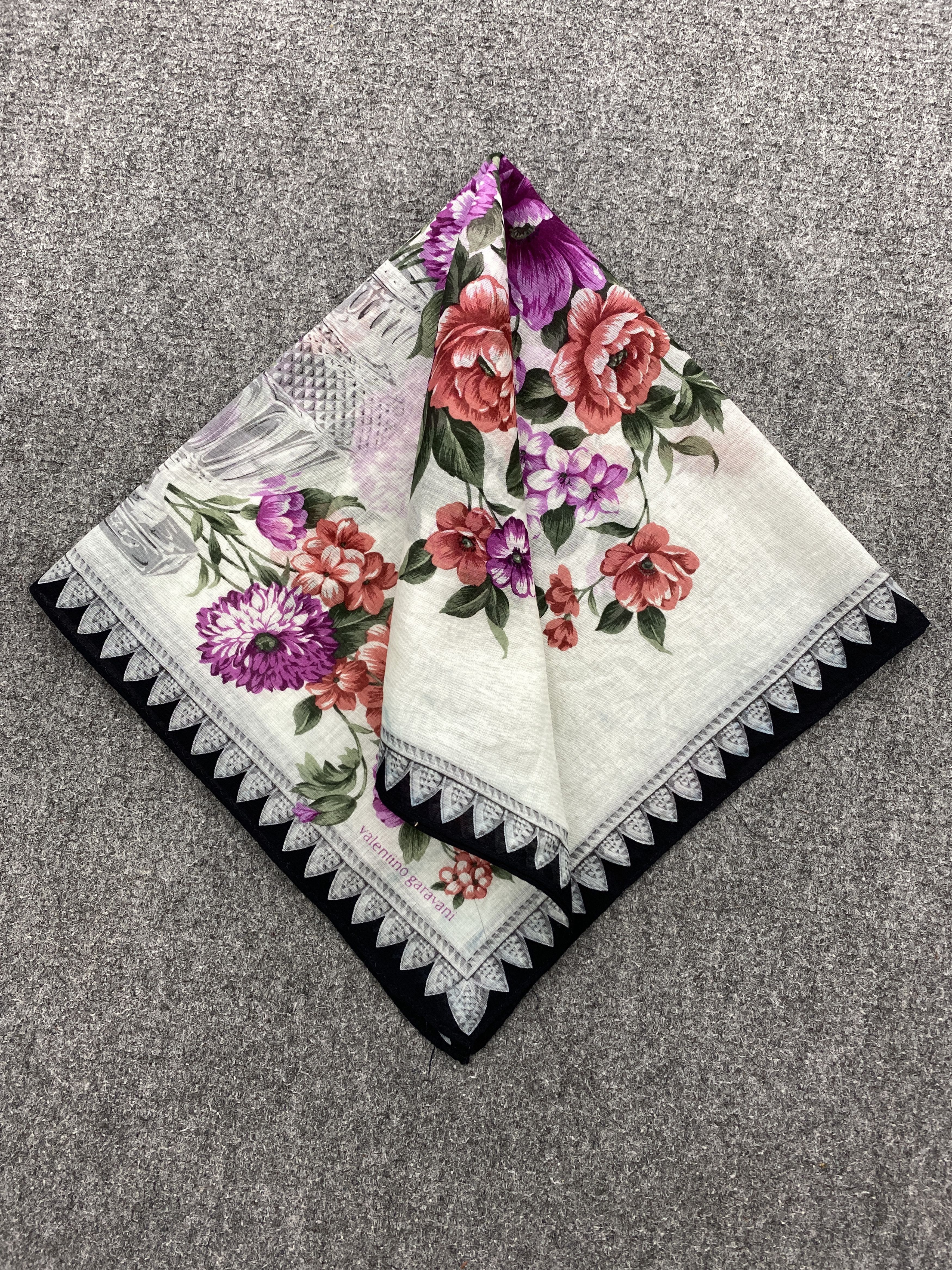 Valentino Valentino Garavani Handkerchief / Neckerchief HKC0868 Size ONE SIZE - 3 Thumbnail