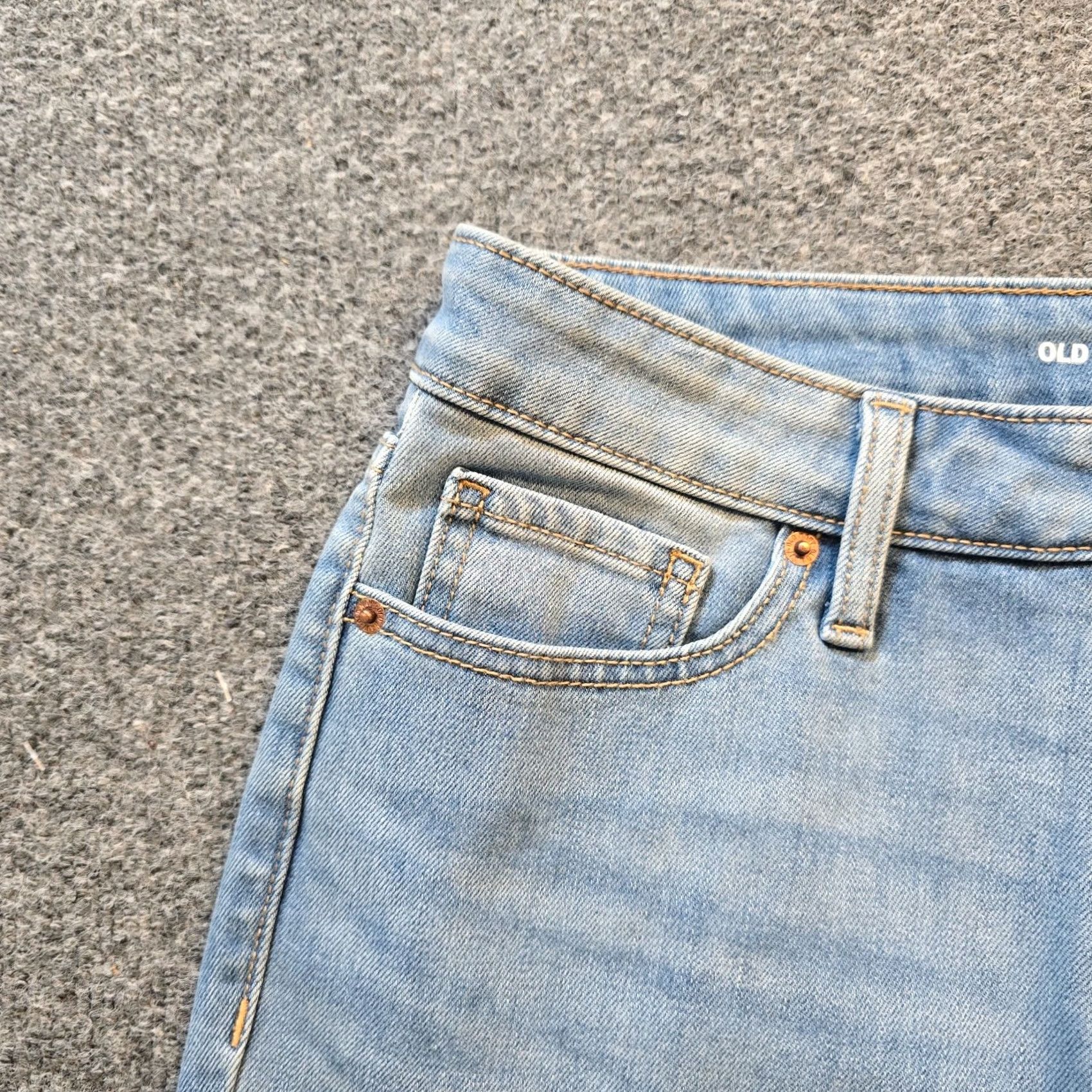 Old Navy Old Navy Jeans Womens Size 6 Blue OG Straight Light Wash Baggy Casual Capsule Jeans Straight Women 6 Blue OG Light Wash Size 28" / US 6 / IT 42 - 3 Thumbnail