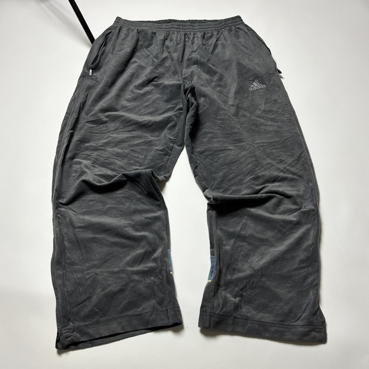 Adidas × Vintage CRAZY ADIDAS VINTAGE PANTS Y2K TRACK Size US 30 / EU 46 - 1 Thumbnail