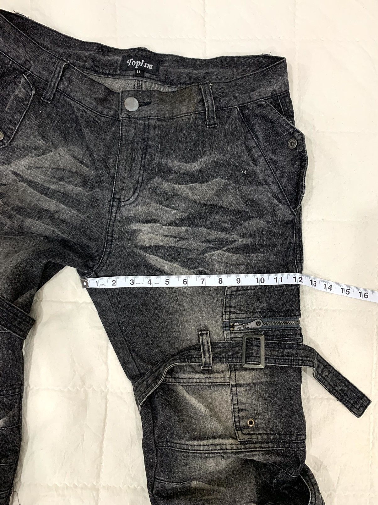 Japanese Brand 2000s Topism Flared Bondage Zipper Jeans Size US 35 - 12 Thumbnail
