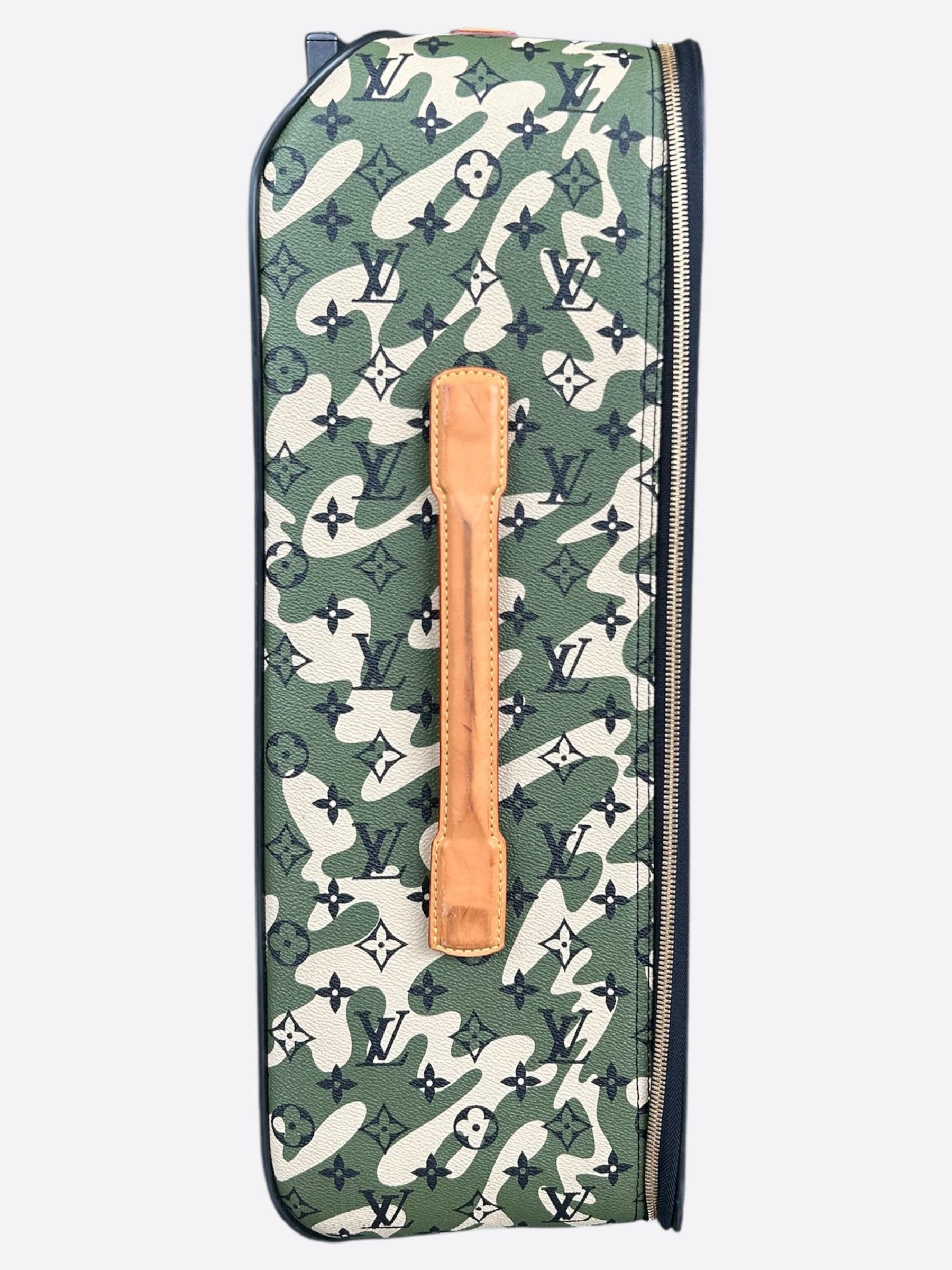 Louis Vuitton Louis Vuitton Takashi Murakami Camouflage Monogram Pegase 60 Size ONE SIZE - 2 Thumbnail
