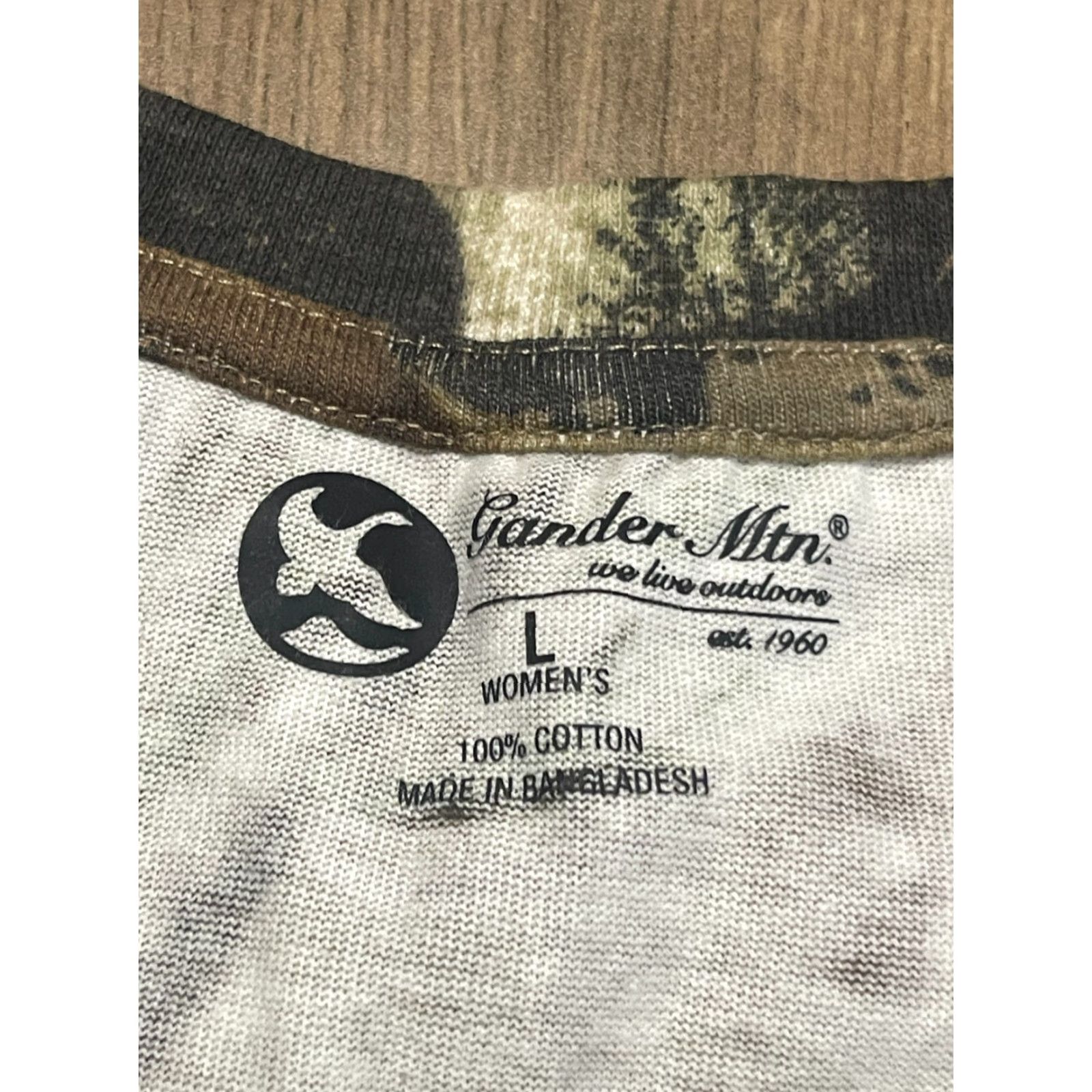 Vintage Gander Mountain Shirt Womens Large Brown Camouflage V-Neck Short Sleeve T-Shirt Modern Casual Size L / US 10 / IT 46 - 5 Thumbnail