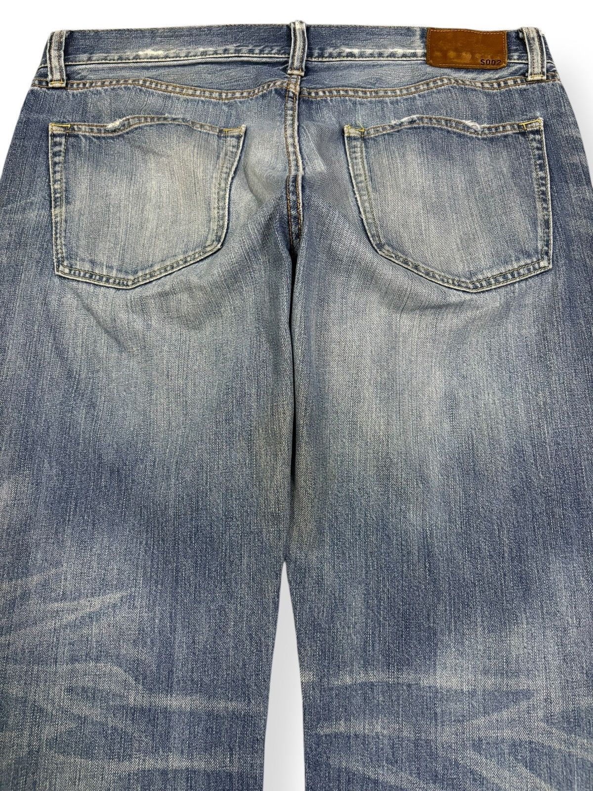 Undercover × Uniqlo Vintage Japanese Brand Uniqlo S002 Blue Wash Faded Jeans Size US 36 / EU 52 - 9 Thumbnail
