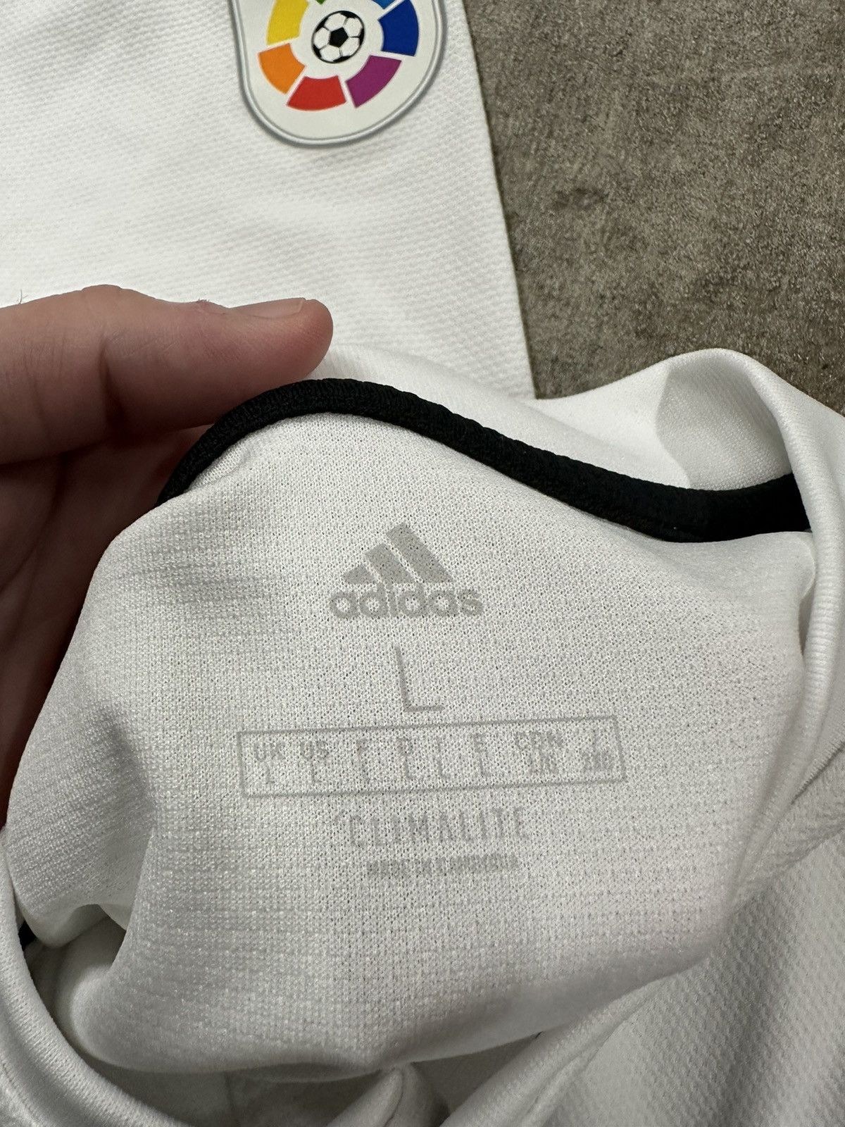 Adidas Adidas 18/19 Real Madrid FC Home Soccer Jersey Kit Size US L / EU 52-54 / 3 - 12 Thumbnail