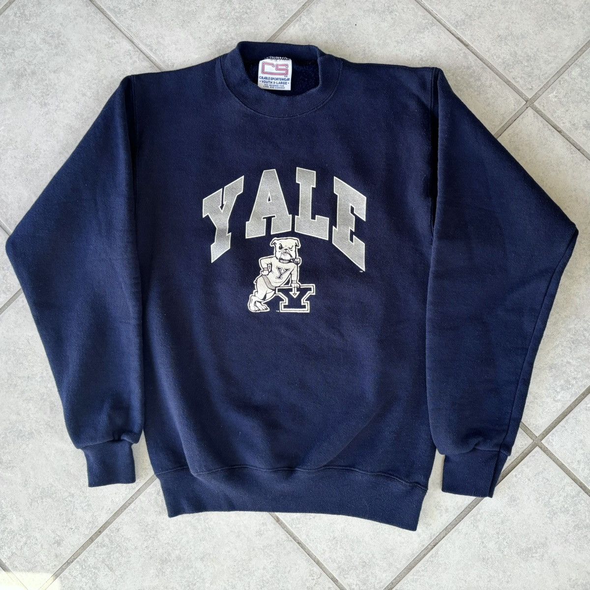 Vintage Vtg 90s Yale University Bulldogs Graohic Pullover Small Size US S / EU 44-46 / 1 - 1 Thumbnail
