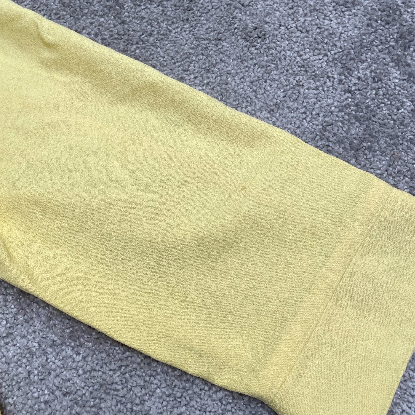 Vintage Sag Harbor Shirt Womens L Yellow Long Sleeve Button-Down Casual Workwear Top Size L / US 10 / IT 46 - 3 Thumbnail