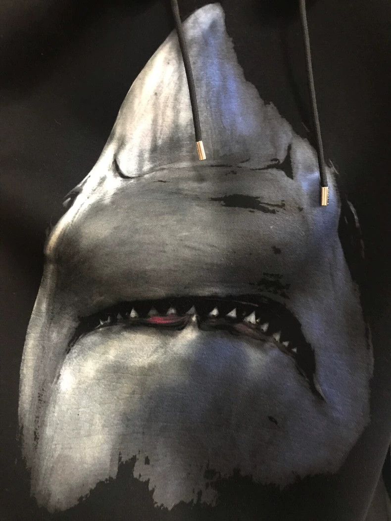 Givenchy Givenchy Space Cotton Shark Hoodie Size US M / EU 48-50 / 2 - 3 Thumbnail