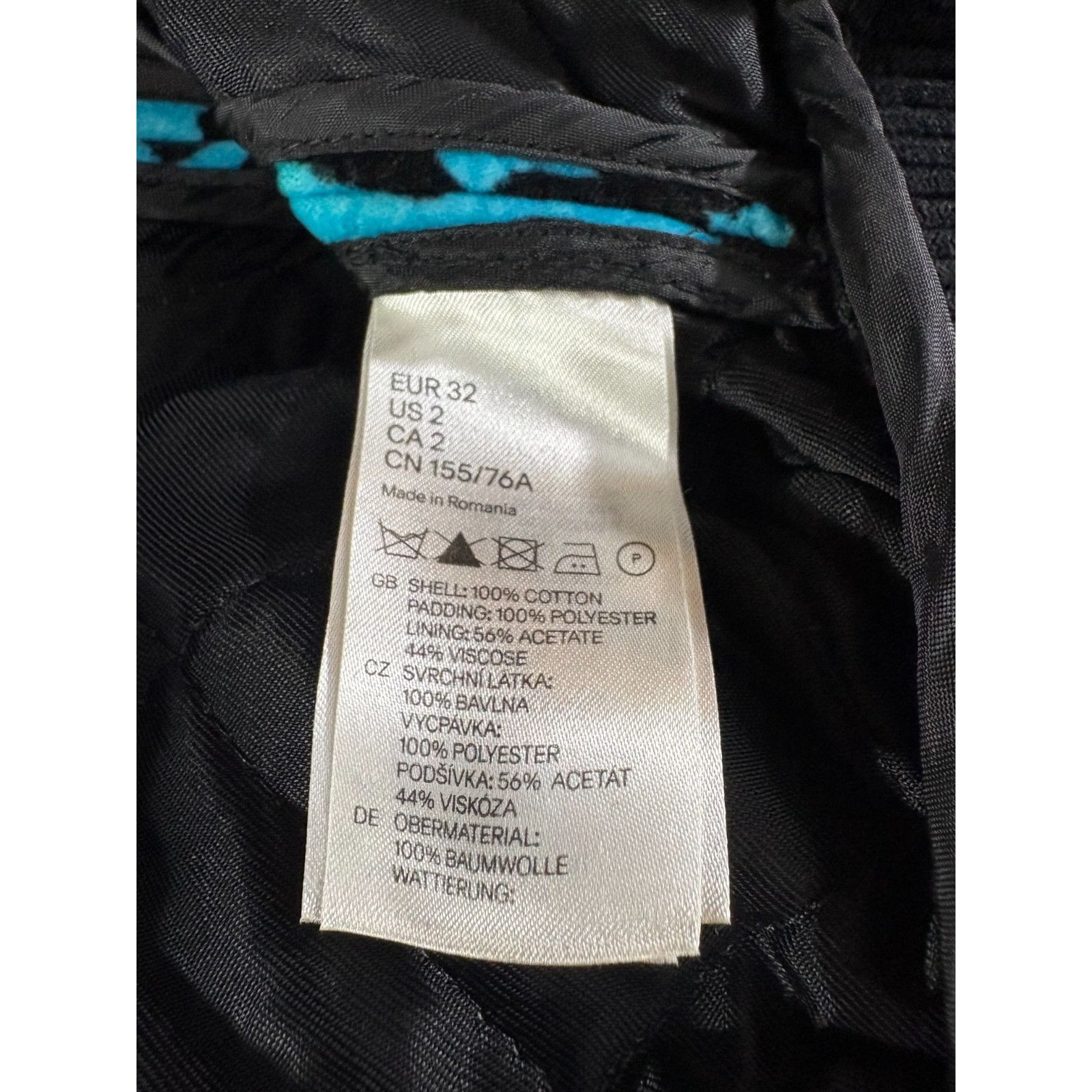Versace Versace for H&M Runway Leopard Print Quilted Bomber Jacket s Size XS / US 0-2 / IT 36-38 - 5 Thumbnail
