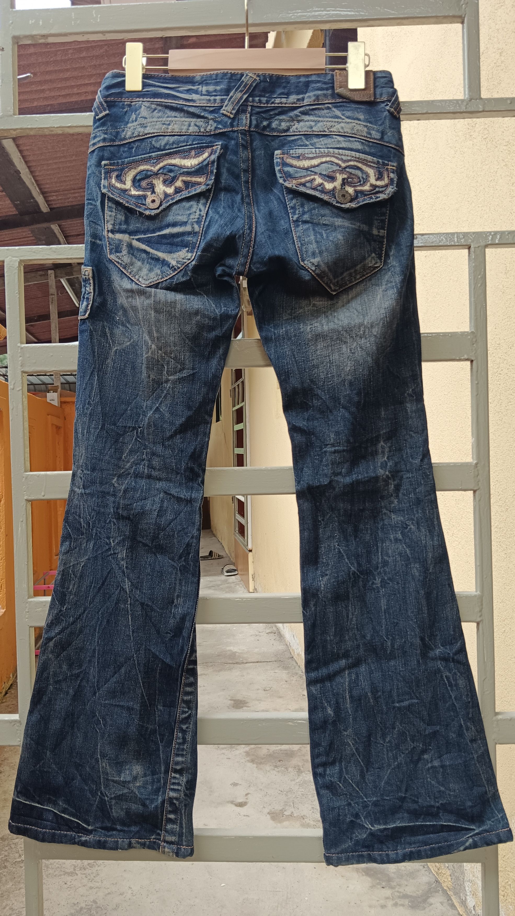 Le Grande Bleu (L.G.B.) 🔥Drive Jeans🔥 Seditionaries Unisex Low Rise Flare Jeans Size US 27 - 2 Thumbnail