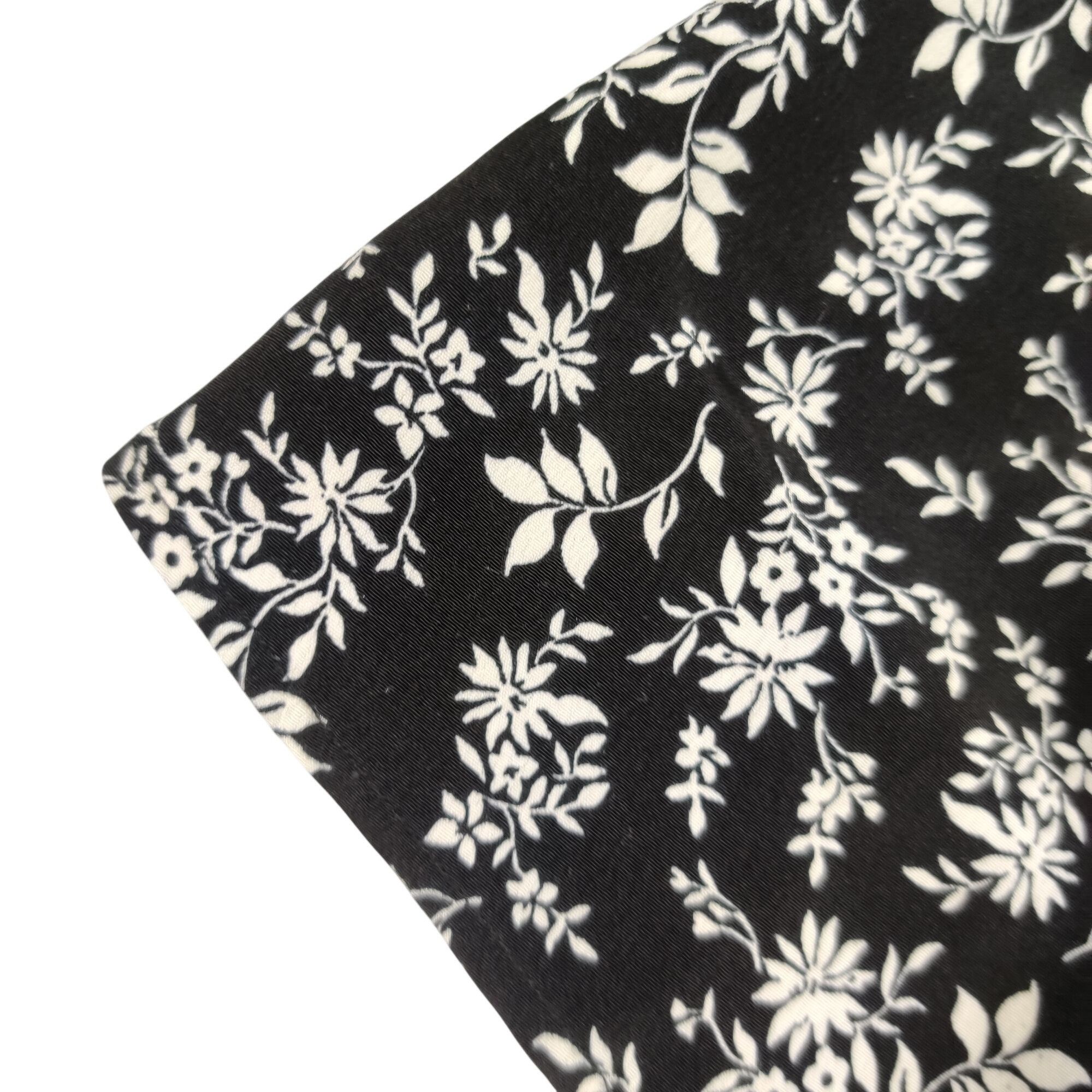 Other Sandy & Sid Floral Fairy Grunge Top M Black Button Up Whimsy Size M / US 6-8 / IT 42-44 - 9 Thumbnail