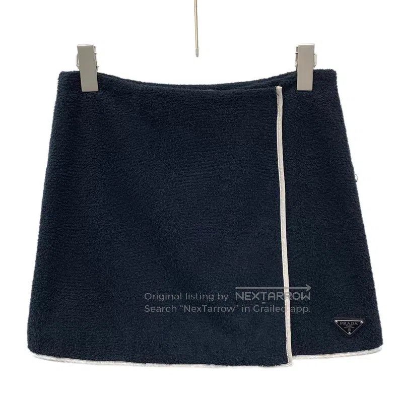 Prada Prada 22 black triangle logo cotton towel casual skirt Size 27" / US 4 / IT 40 - 1 Thumbnail