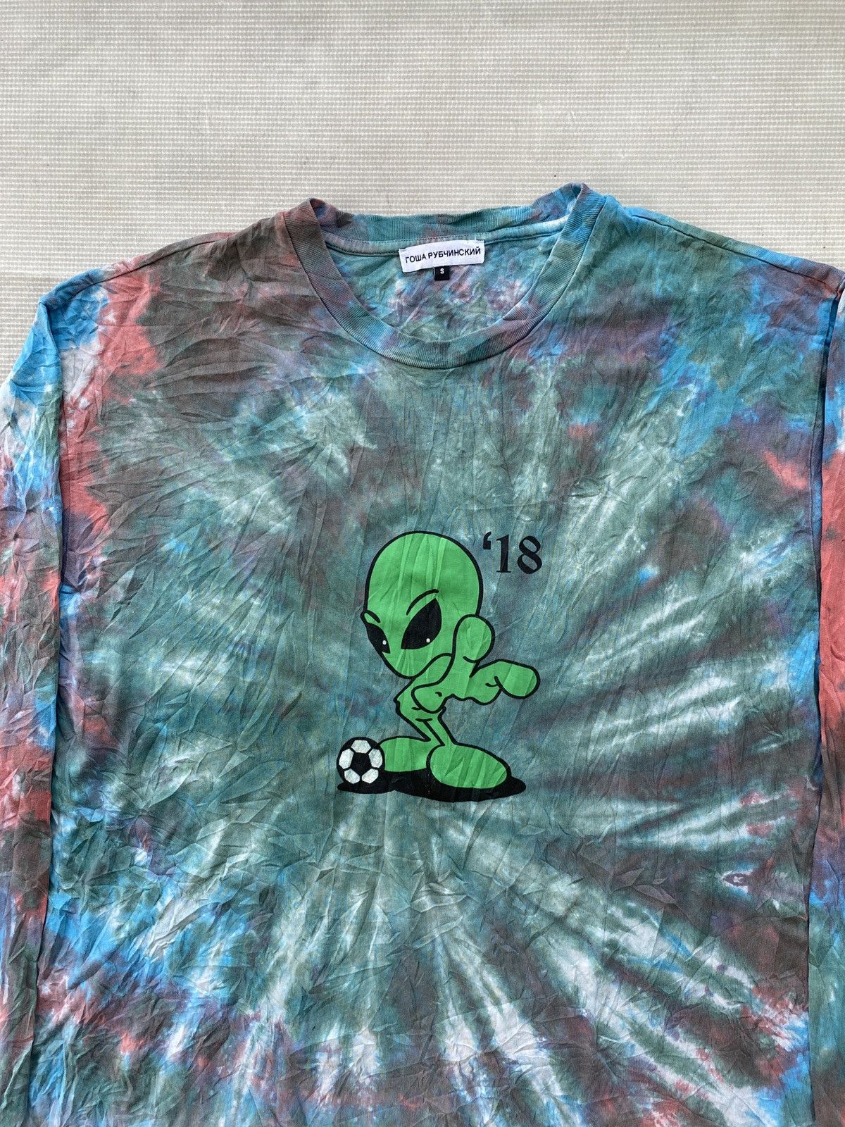 Gosha Rubchinskiy ROWA PY64NHCKNN LONG SLEVEE ALIEN SOCCER TIE DYE Size US S / EU 44-46 / 1 - 3 Thumbnail