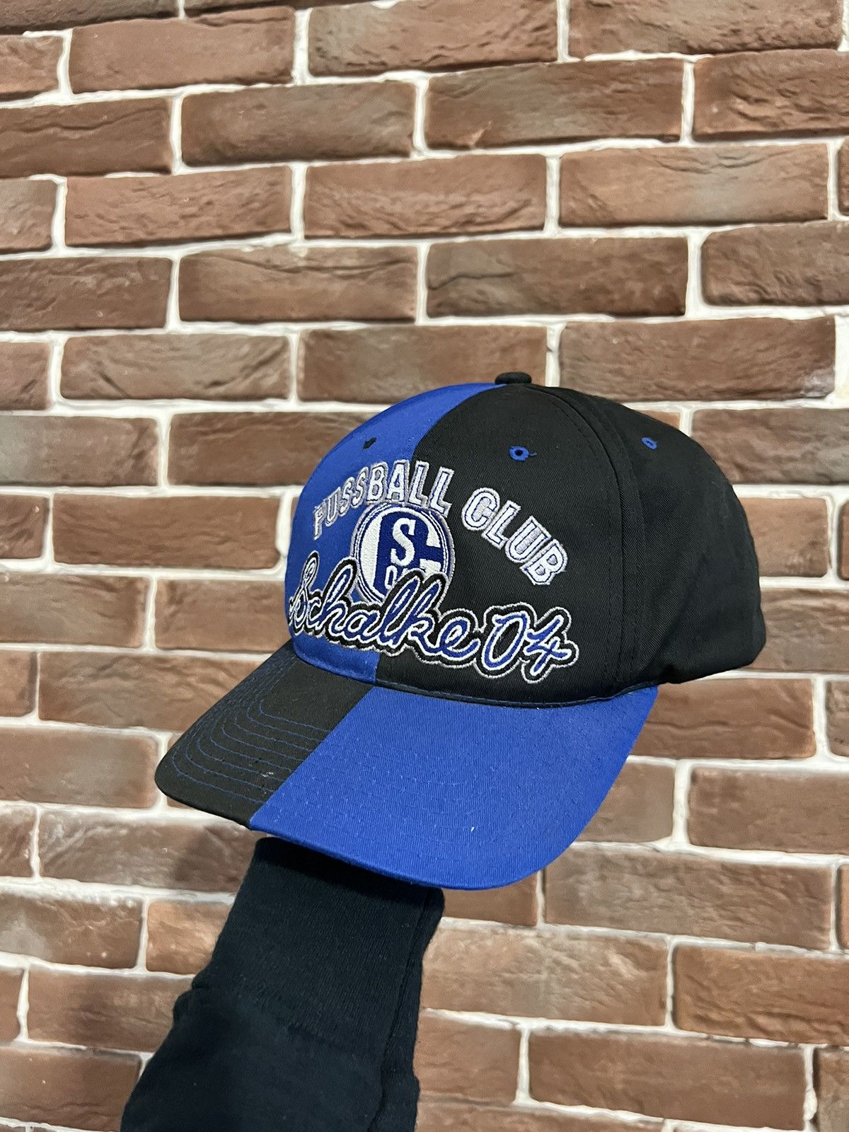 Vintage Rare Vintage 90s Schalke 04 Hat Soccer Football Cap Grail Size ONE SIZE - 2 Thumbnail