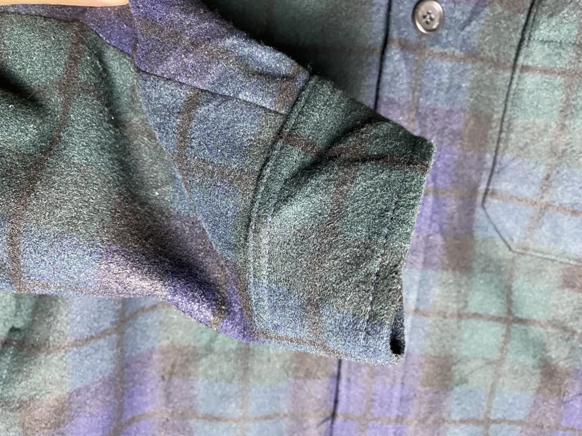 Flannel × Uniqlo Uniqlo Flannel Inspired by Travis Size US L / EU 52-54 / 3 - 7 Thumbnail