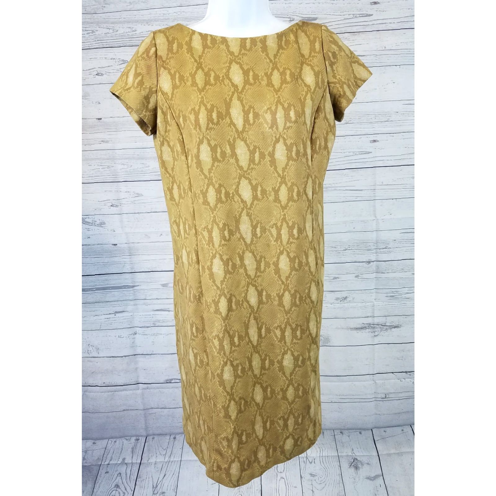 Ralph Lauren VINTAGE Lauren Ralph Lauren Womens Dress Snakeskin Print Tan Short Sleeve Size S Brown Knee Length sheath Mens Girls Womens Size 28" / US 6 / IT 42 - 2 Thumbnail