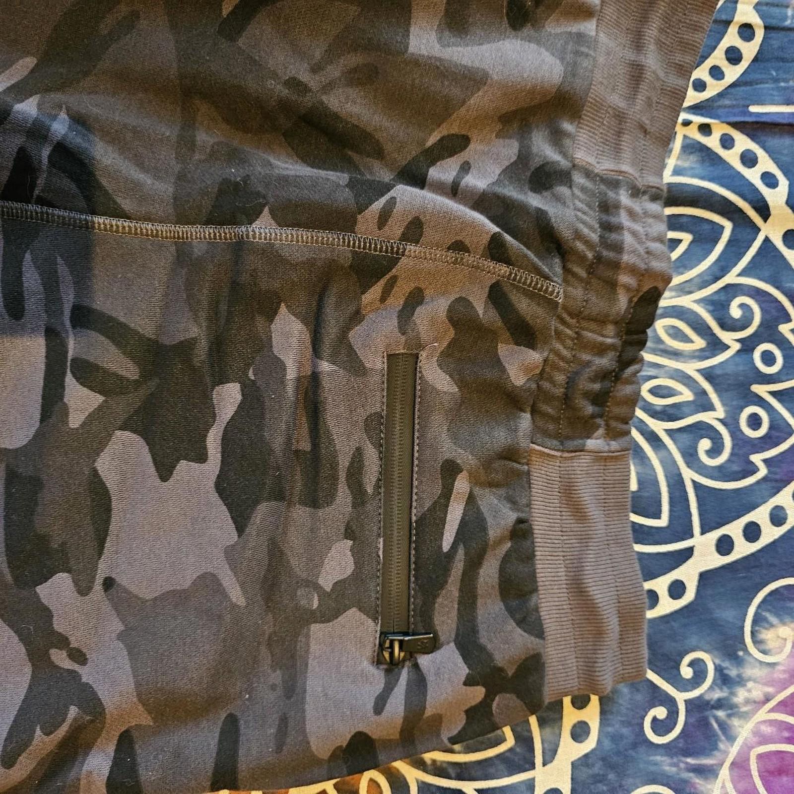 YoungLA YoungLA Men's Black and Grey Camo Joggers Size US 34 / EU 50 - 7 Thumbnail