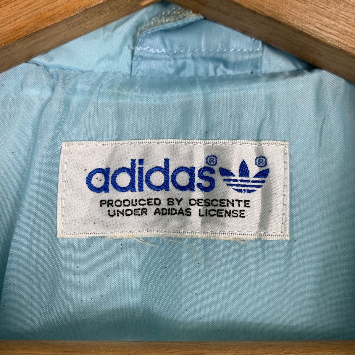 Adidas 90's ADIDAS Trefoil Embroidery Small Logo Jacket #0050-C3 Size US S / EU 44-46 / 1 - 18 Thumbnail