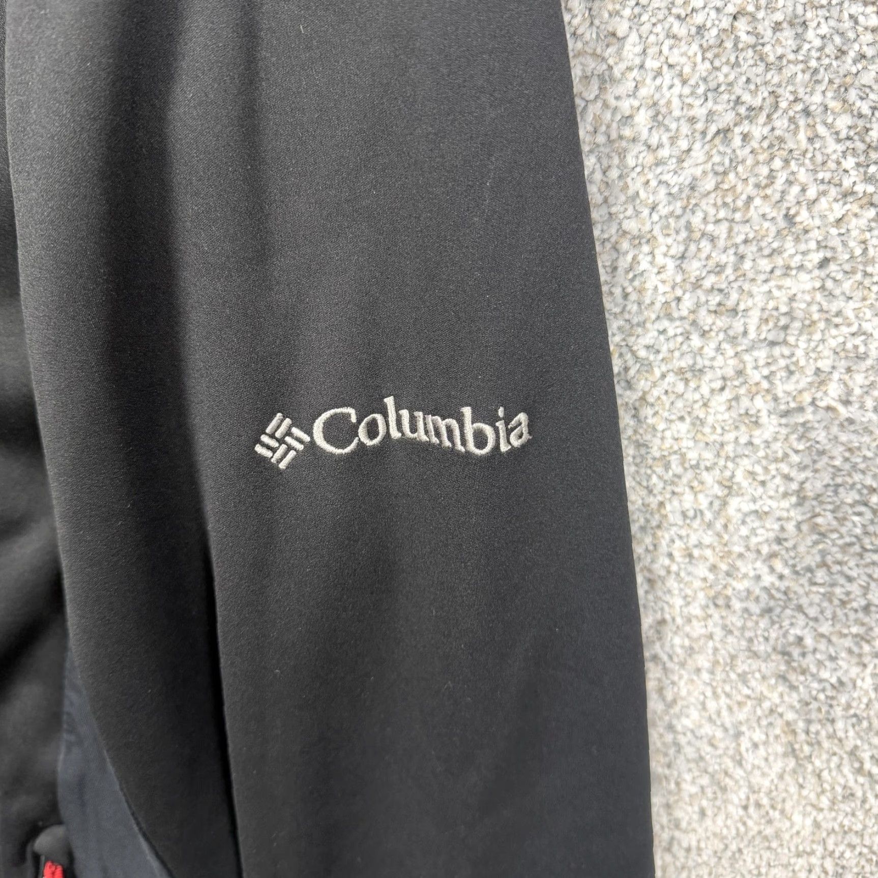 Vintage Columbia Mens Jacket L Black Omni-Shield Softshell Zip Hiking Gorpcore Size US L / EU 52-54 / 3 - 6 Thumbnail
