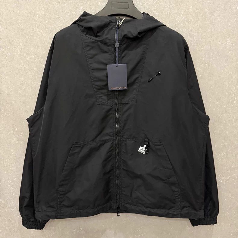 Louis Vuitton Louis Vuitton Black pin full of logo double-sided wear ass Size US L / EU 52-54 / 3 - 3 Thumbnail