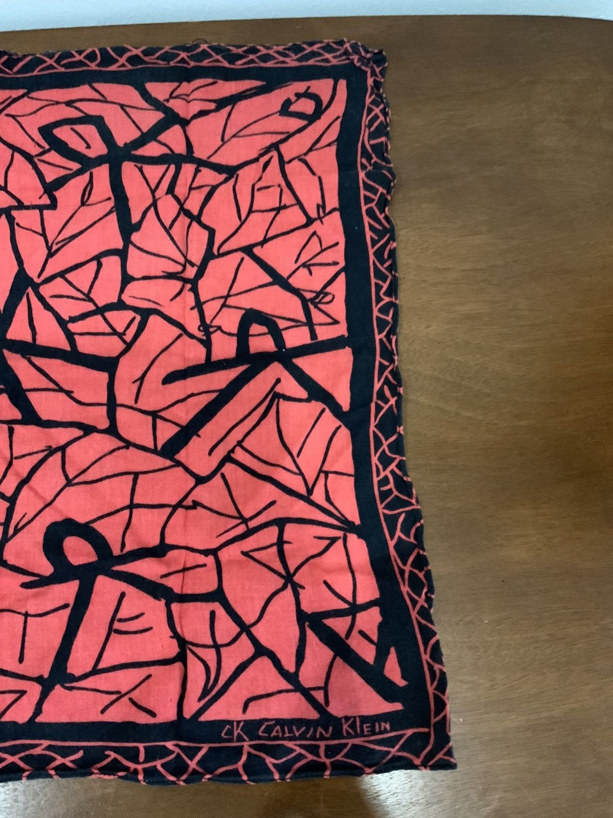 Calvin Klein Calvin Klein Handkerchief Bandana Size ONE SIZE - 10 Thumbnail