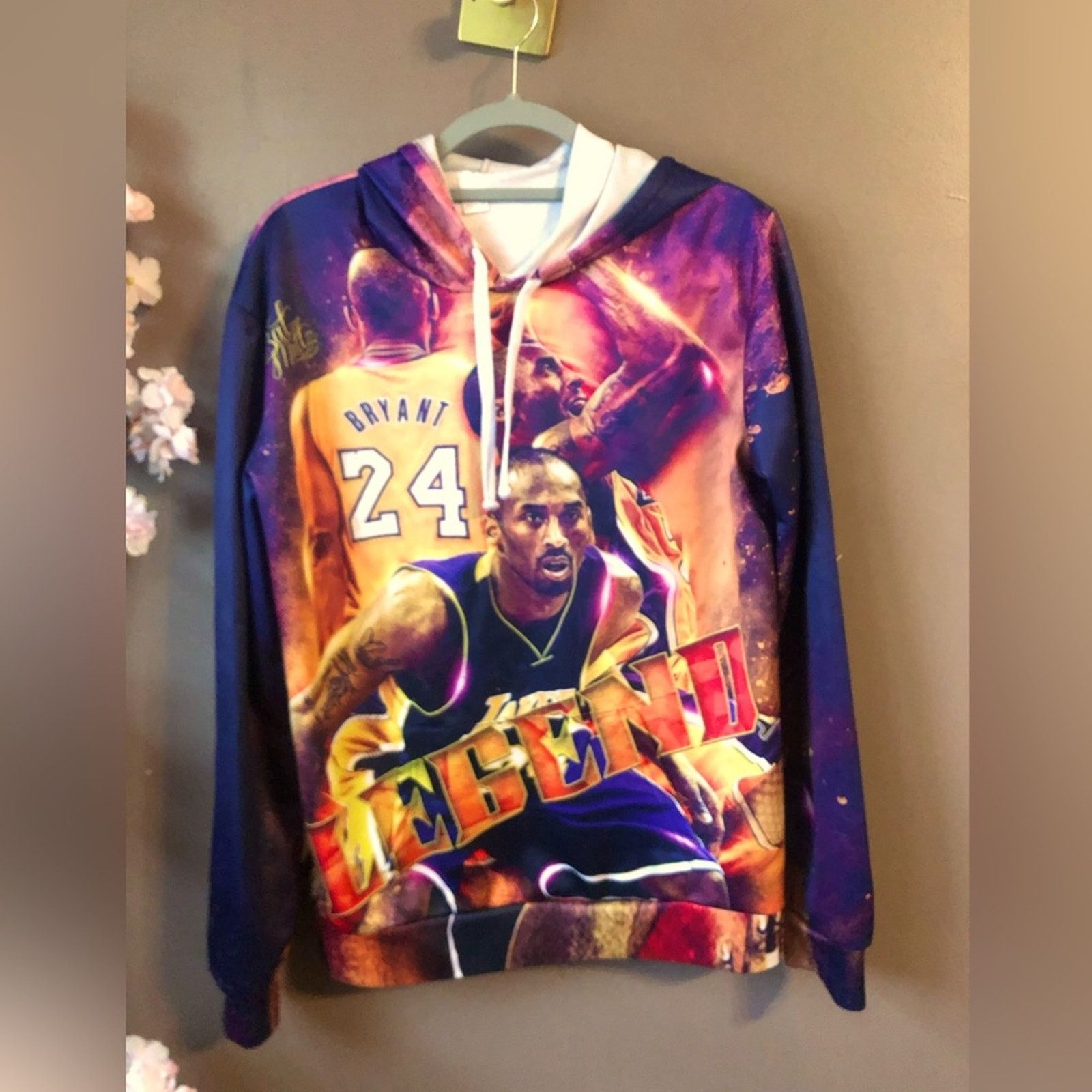 NBDN Nobrandedon Kobe Bryant hooded sweatshirt. Size X-Large Size US XL / EU 56 / 4 - 1 Thumbnail