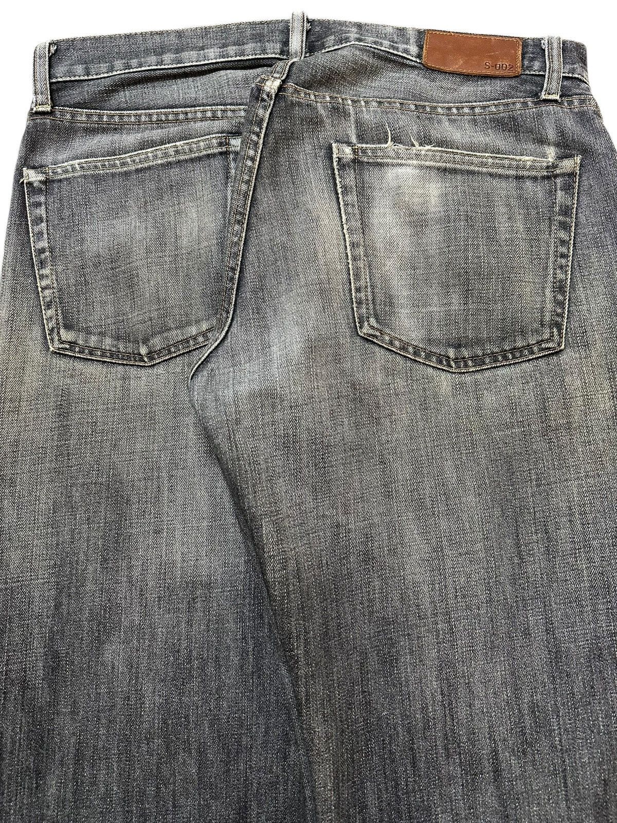 Uniqlo Vintage Japanese Uniqlo Faded Wash Style Loose Jeans Size US 32 / EU 48 - 6 Thumbnail