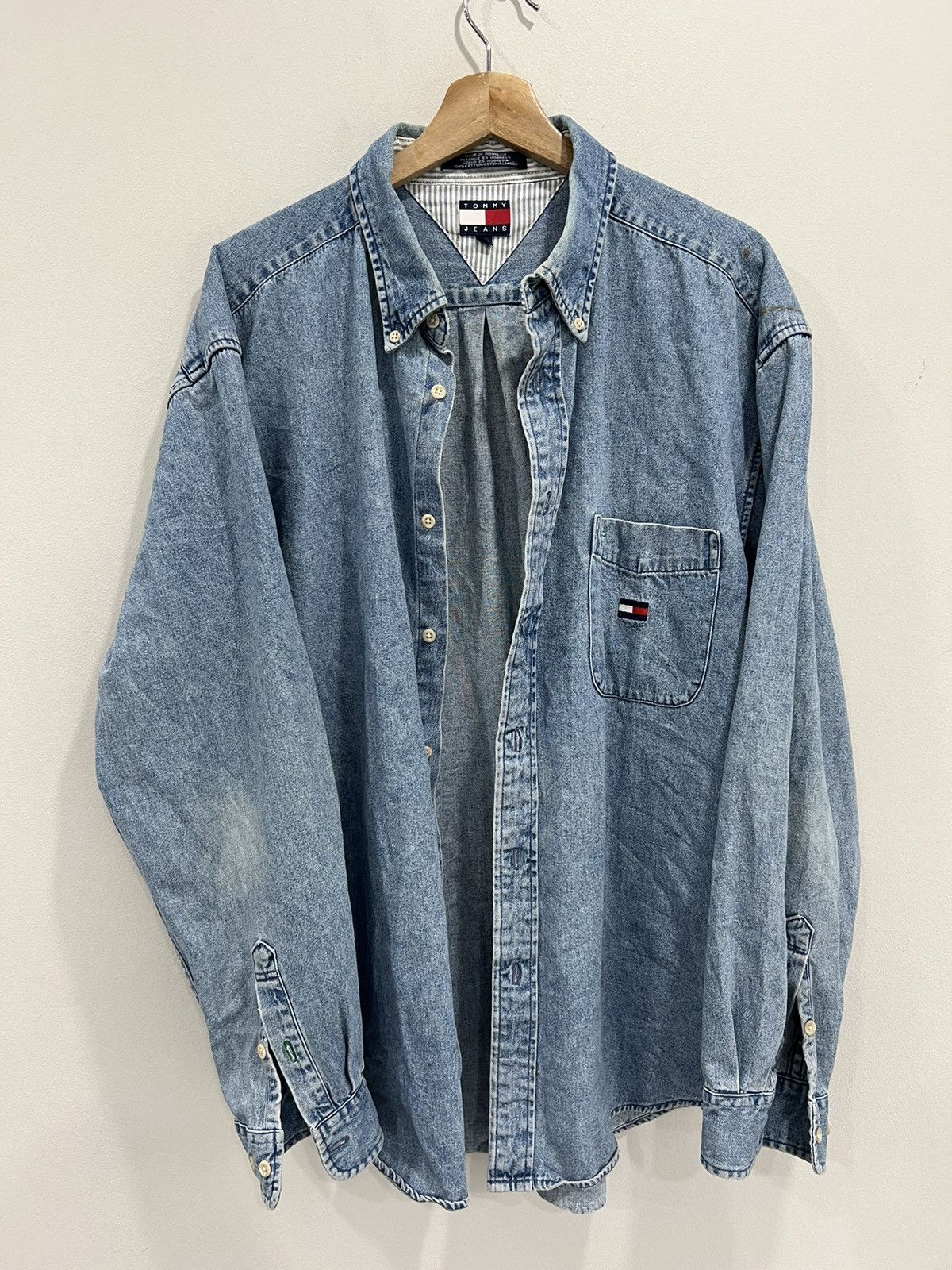 Vintage Tommy Hilfiger Button Up Shirt denim