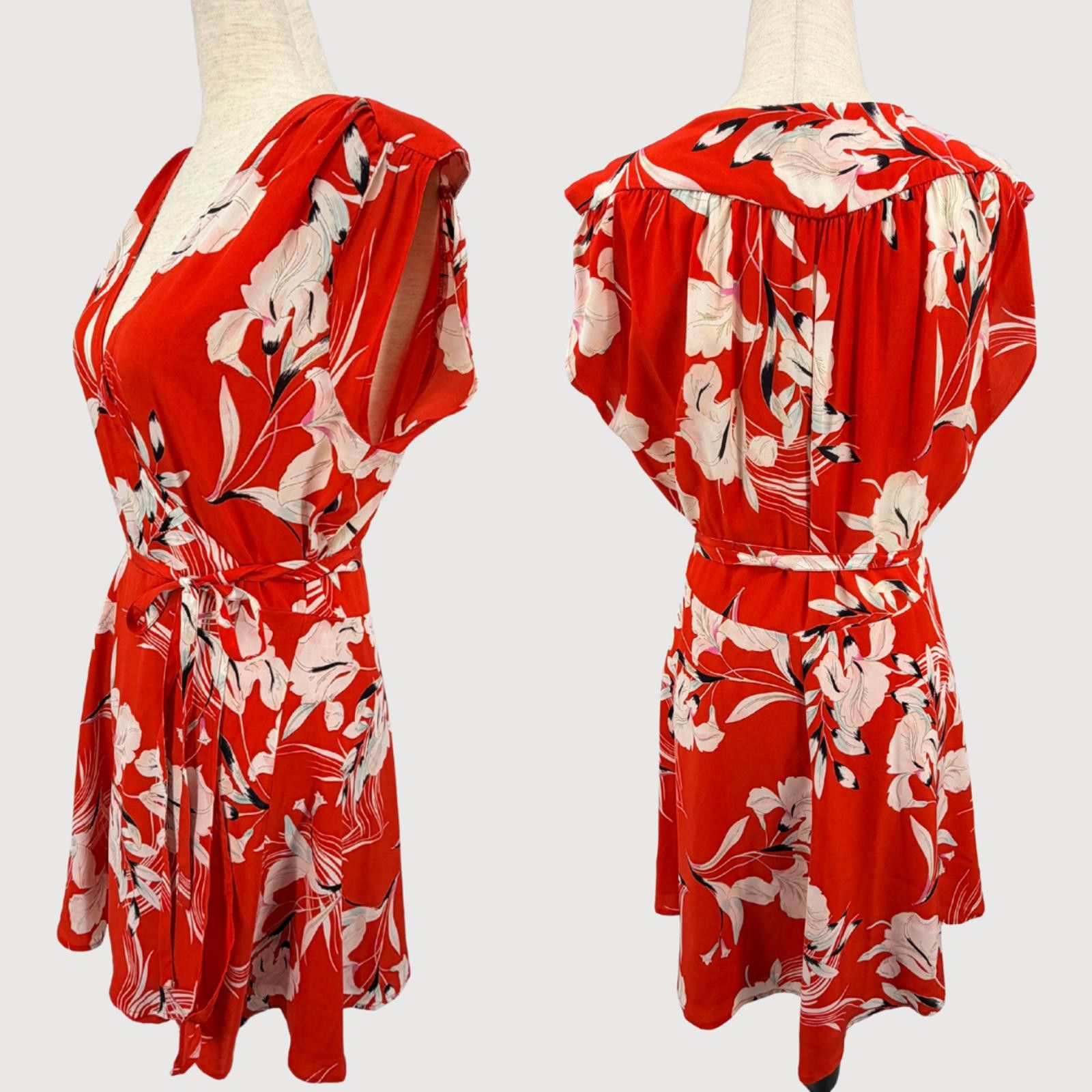 Other Yumi Kim Silk Wrap Dress Red Floral Mini M Romantic Size 32" / US 10 / IT 46 - 3 Thumbnail