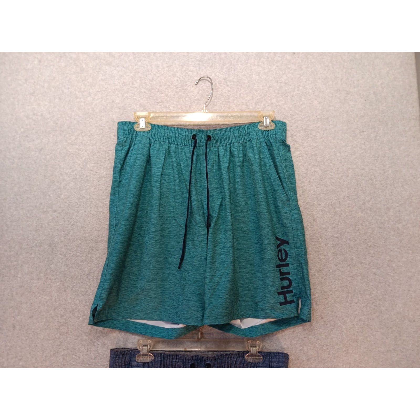 Hurley **Hurley Men's XL Multicolor 90s Regular Fit Swim Short** User: **Hurley Men's XL Multicolor Regular Fit Swim Short** Size US 36 / EU 52 - 2 Thumbnail