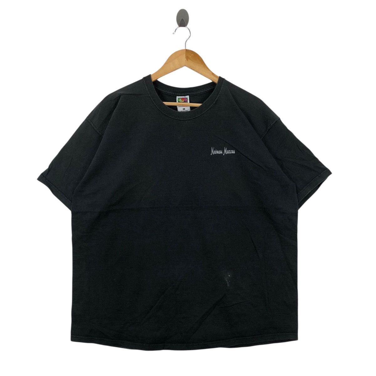 Neiman Marcus Vintage 90s NEIMAN MARCUS T Shirt Size XL Size US XL / EU 56 / 4 - 1 Thumbnail