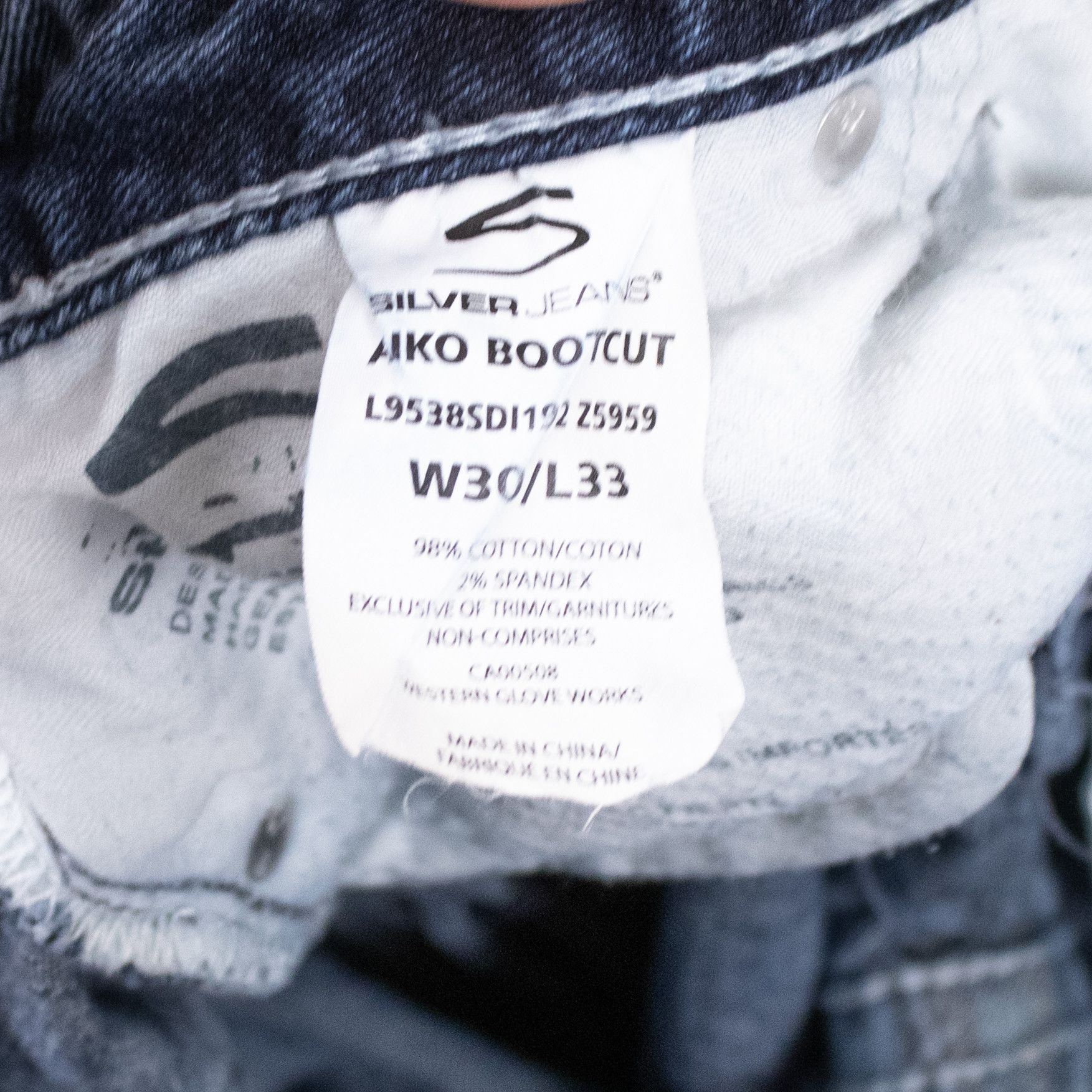 Silver Jeans Co. Y2K Silver Jeans Co Aiko Bootcut Distressed Denim Jeans Size US 33 - 10 Thumbnail
