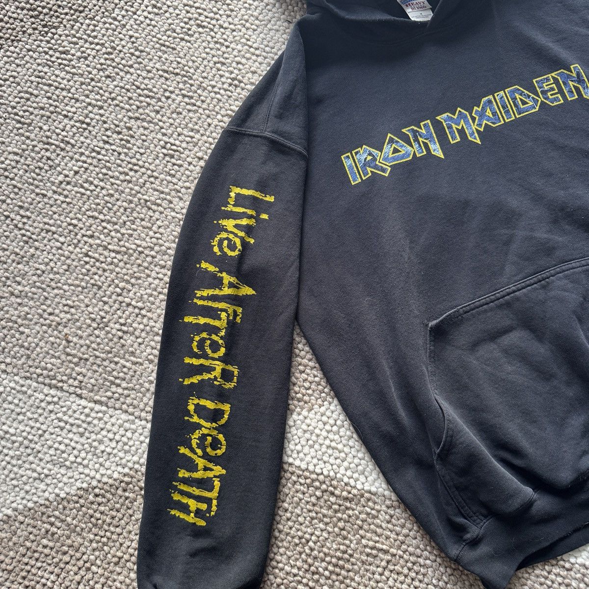 Gildan × Iron Maiden × Vintage Vintage Y2K 2004 Iron Maiden Live After Death Hoodie Size US M / EU 48-50 / 2 - 2 Thumbnail