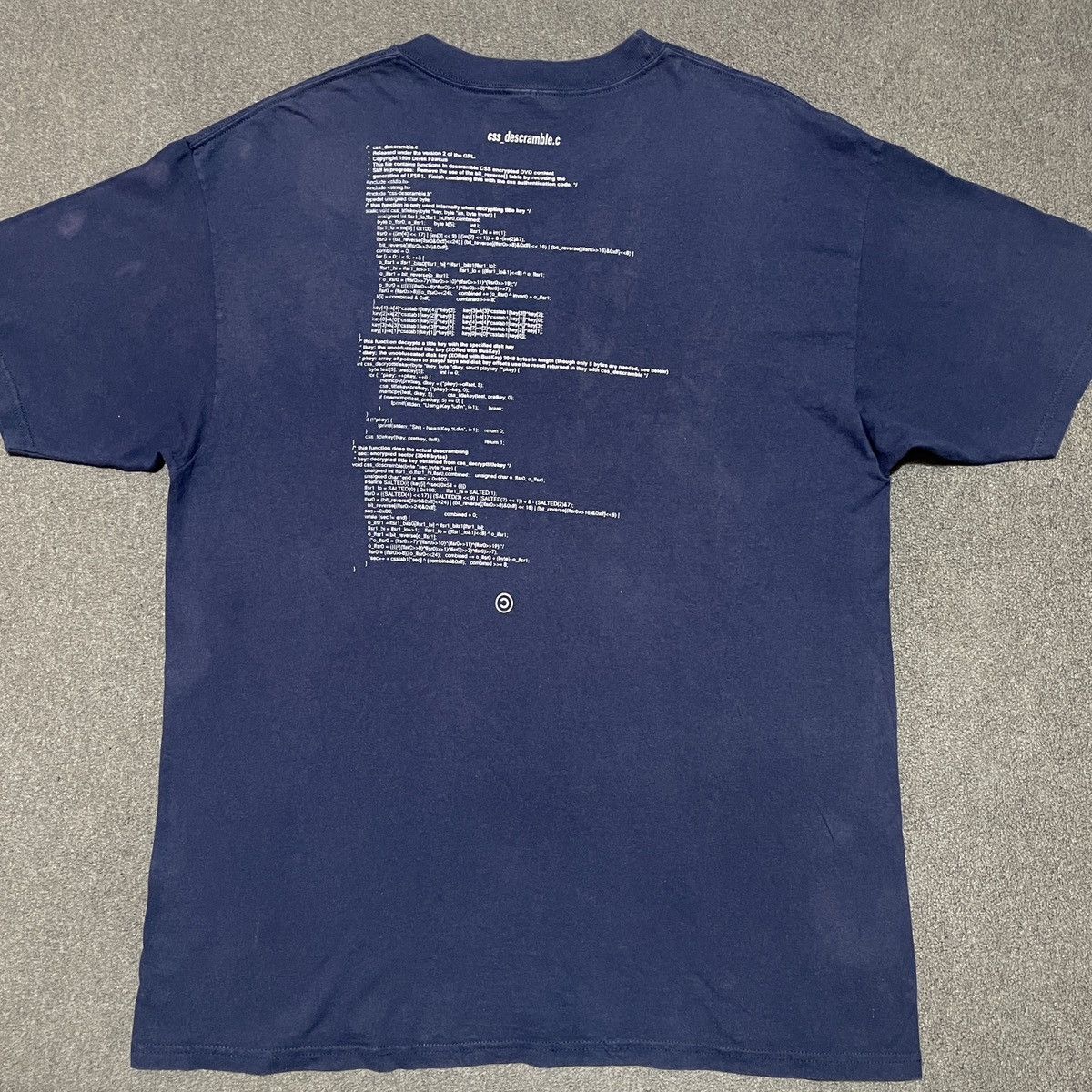 Hanes Vintage 90s Computer Science Coding DVD CCA Faded T-shirt Size US XL / EU 56 / 4 - 2 Thumbnail