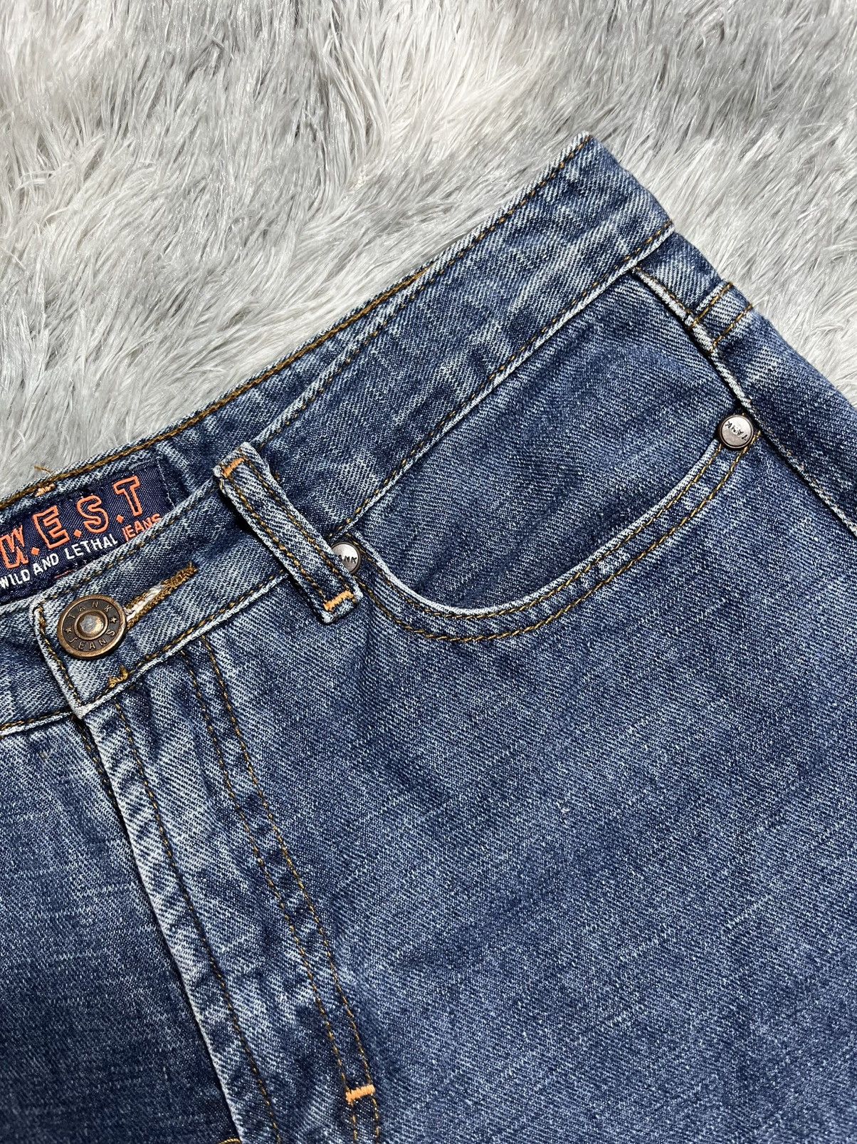 W&LT Vintage Wild and Lethal trash flare jeans Size 28" / US 6 / IT 42 - 6 Thumbnail