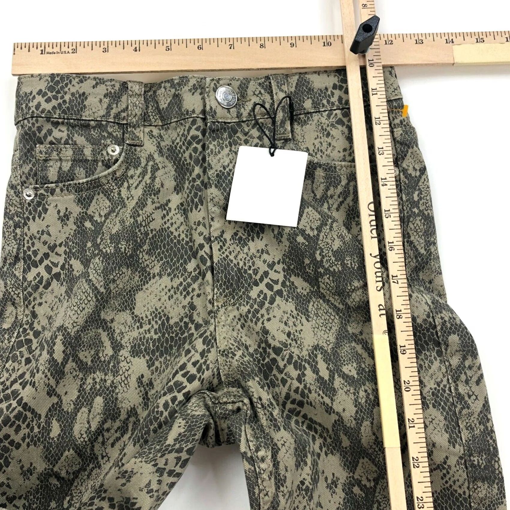 Zara Zara NWT USA 4 Jeans Snake Animal Print Denim Skinny Soft Rise Mid 24 28 Inseam 28 Womens XS? Size 42" / US 20 - 5 Thumbnail