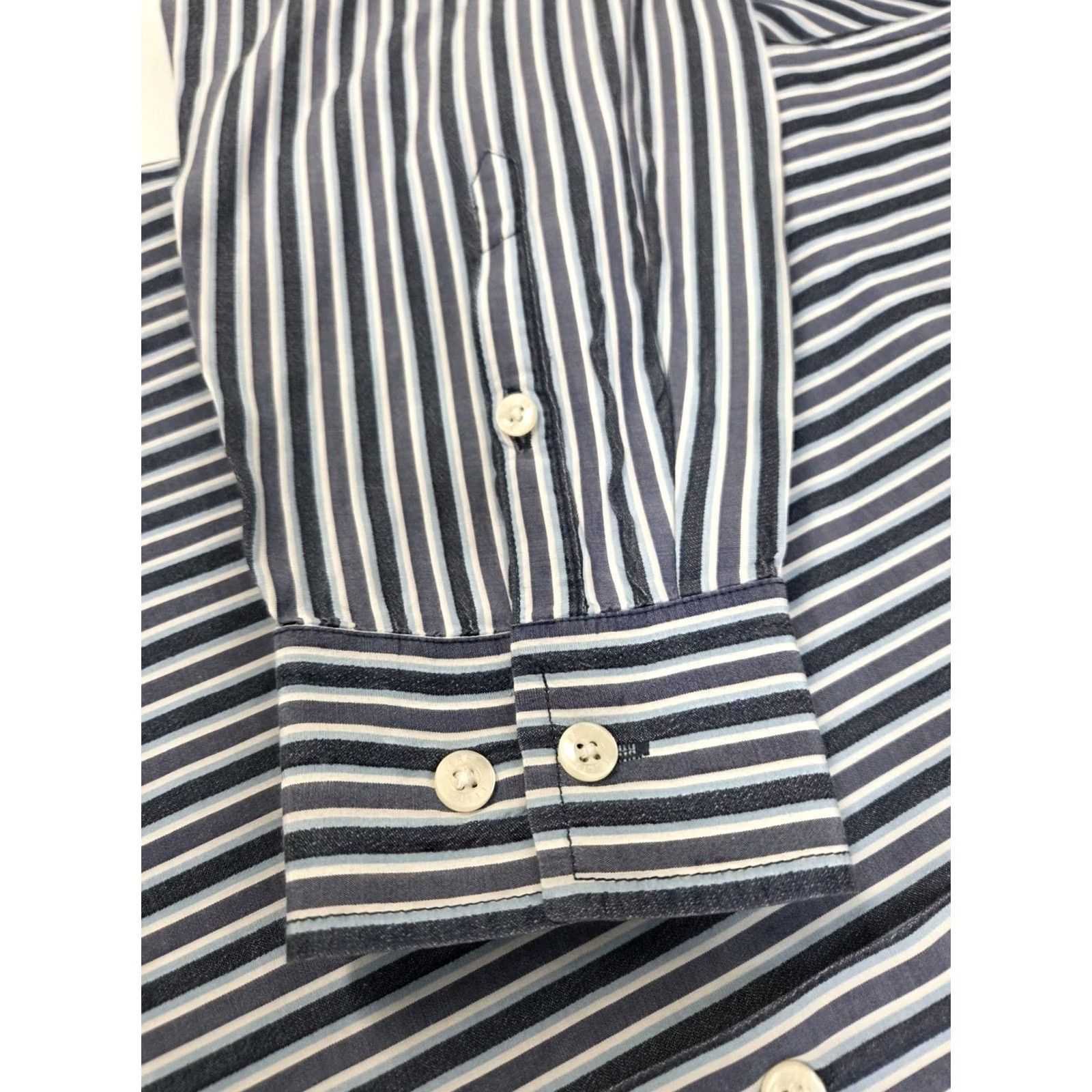 Perry Ellis Perry Ellis Mens Long Sleeve Button-Up Striped Shirt Silk Blend XL Blue/Grey Button-Up, Collared, Regular Fit, All Seasons, Designer, Casual/Formal Size US XL / EU 56 / 4 - 6 Thumbnail