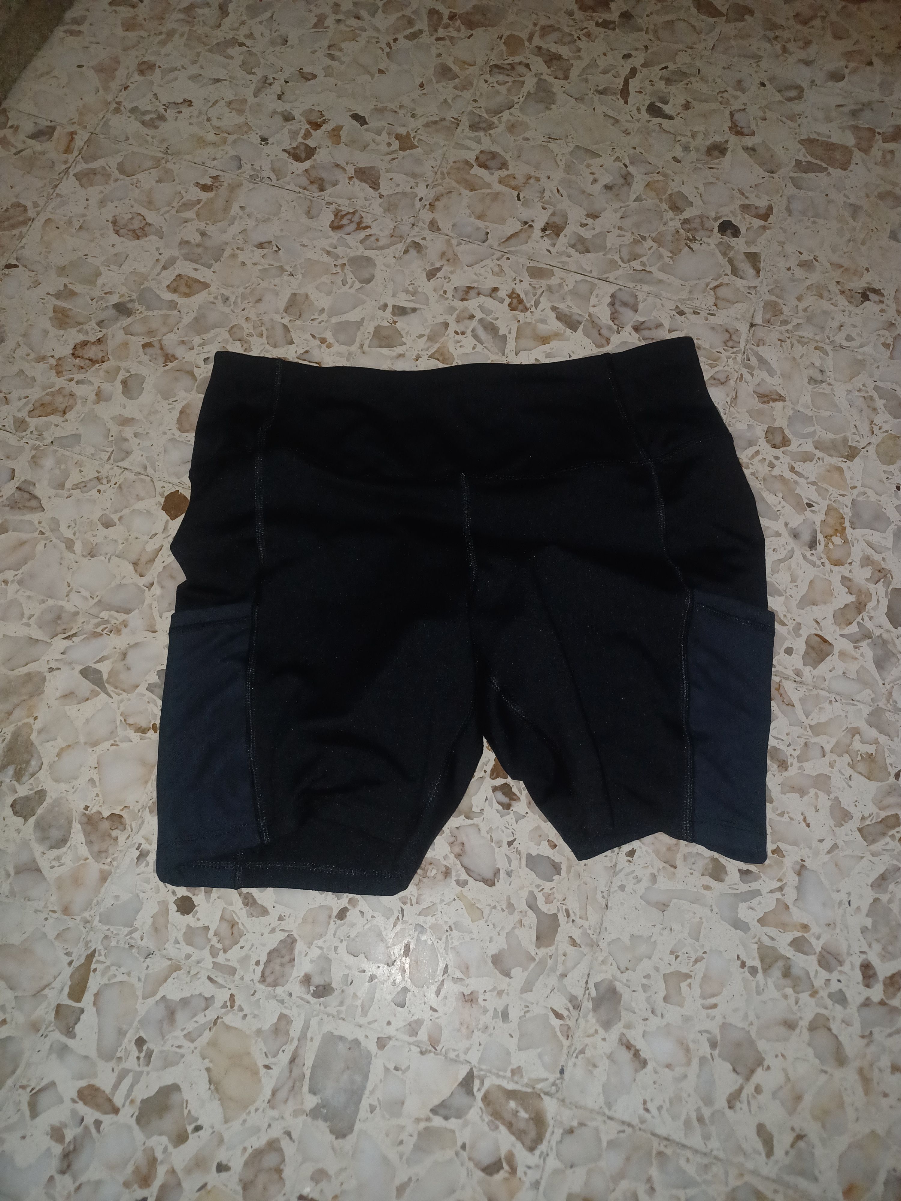 Other Athletic Shorts Women's XL Black Size 36" / US 14 / IT 50 - 1 Thumbnail