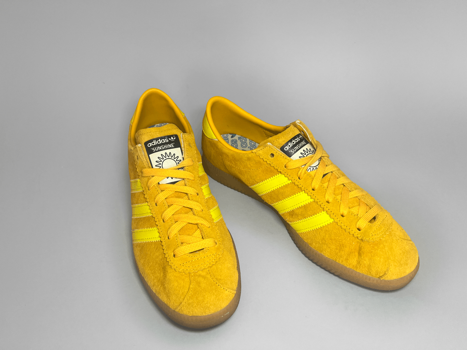 Adidas Adidas x Pantone GW5771 Sunshine Low Shoes 8.5 Size US 8.5 / EU 41-42 - 7 Thumbnail