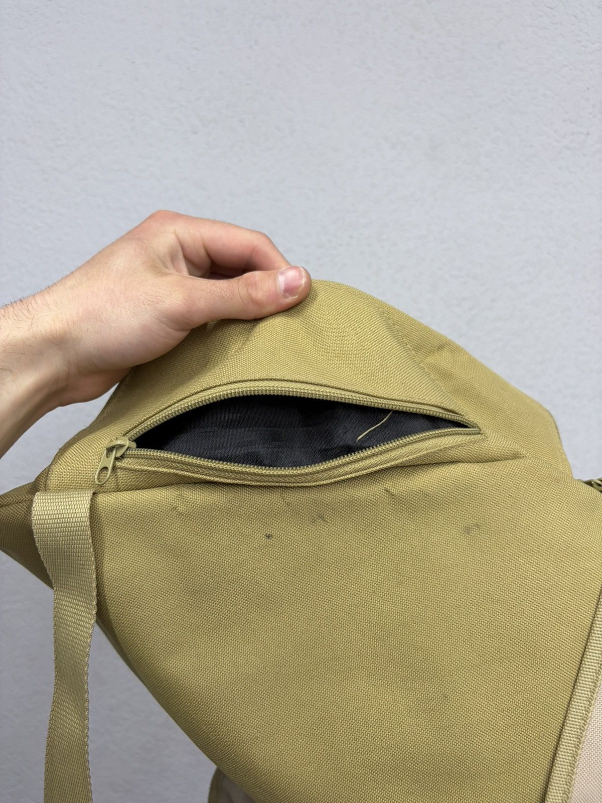 Nike Vintage Tactical Sling Bag Y2K Utility Crossbody Messenger Size ONE SIZE - 10 Thumbnail
