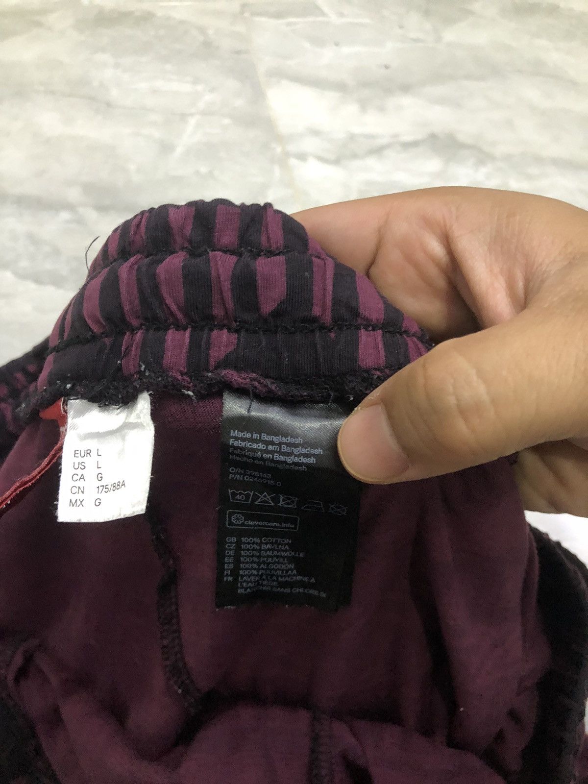 Divided Divided by H&M Tribal Knit Joggers Maroon Black Y2K Size US 33 - 6 Thumbnail