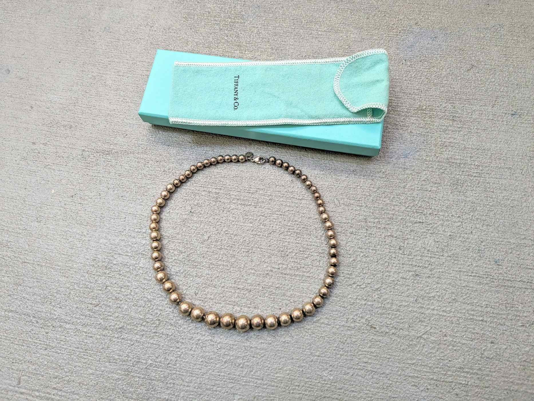 image of Tiffany Co Tiffany & Co Oval Sterling Silver Graduated Bead Necklace in Silver Gray, Women's