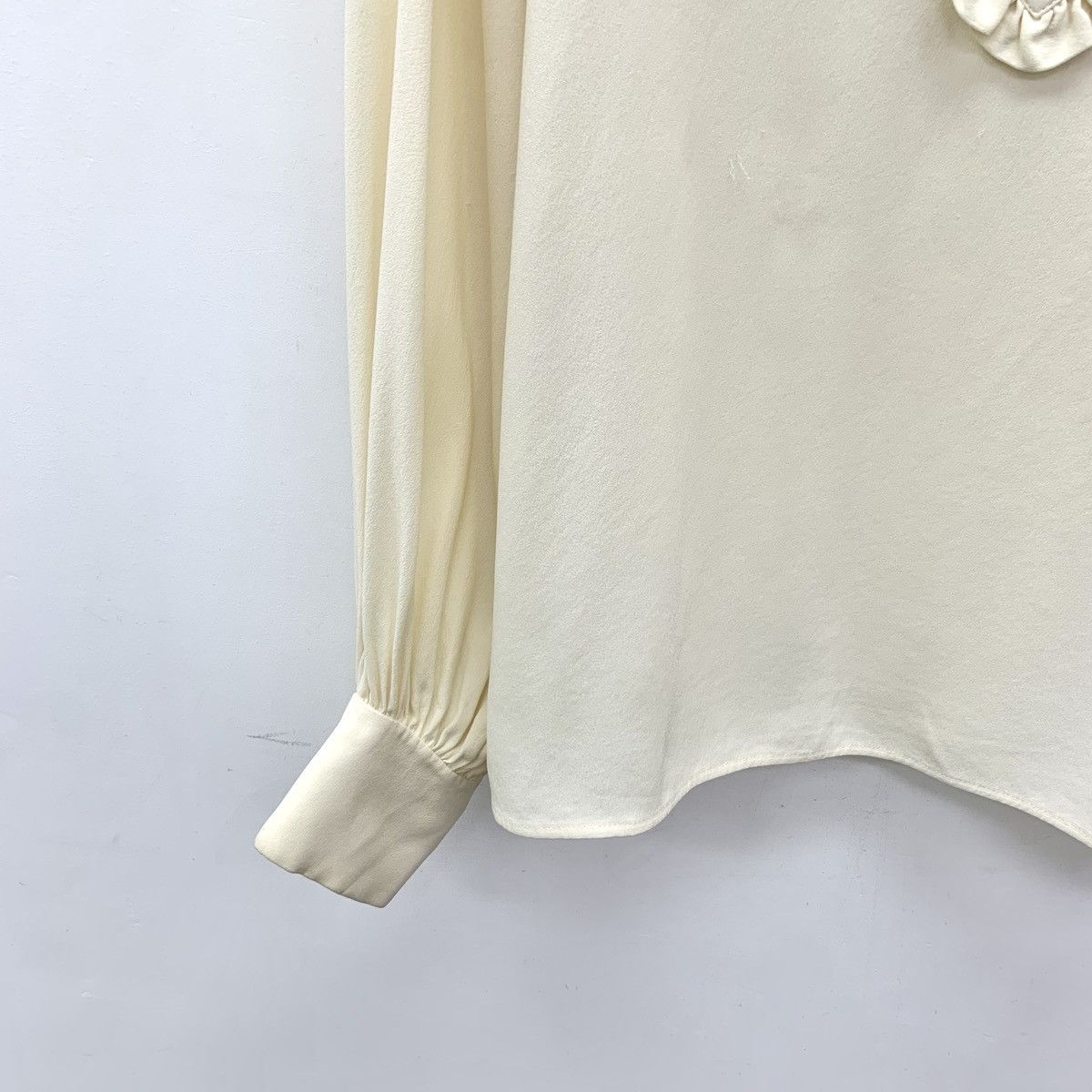 Chanel Chanel Apricot Peter Pan Collar Long Sleeve Shirt K26WX Size M / US 6-8 / IT 42-44 - 4 Thumbnail