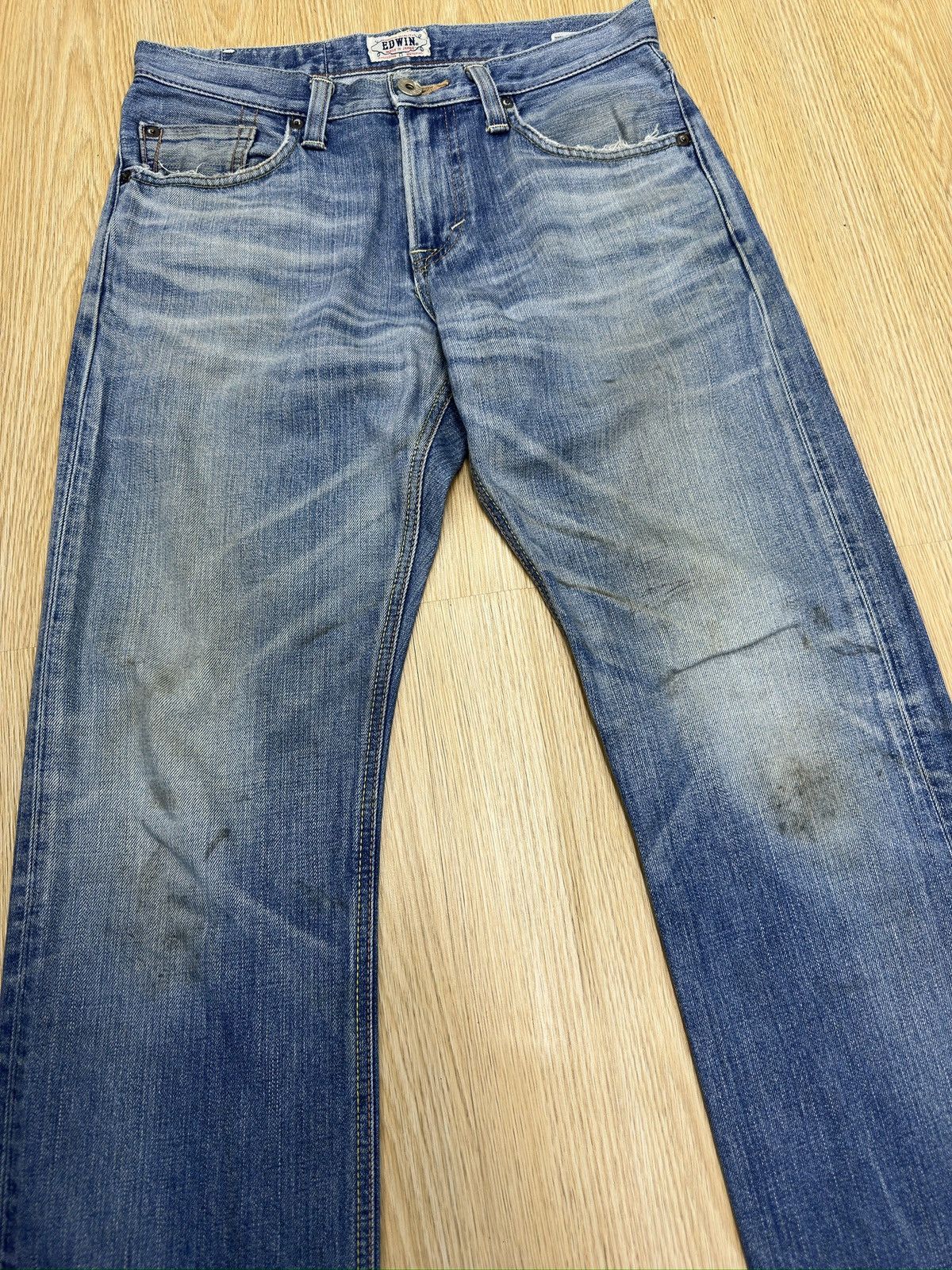 Vintage Edwin Tailor Exclusive Distressed Denim Size 30 F22