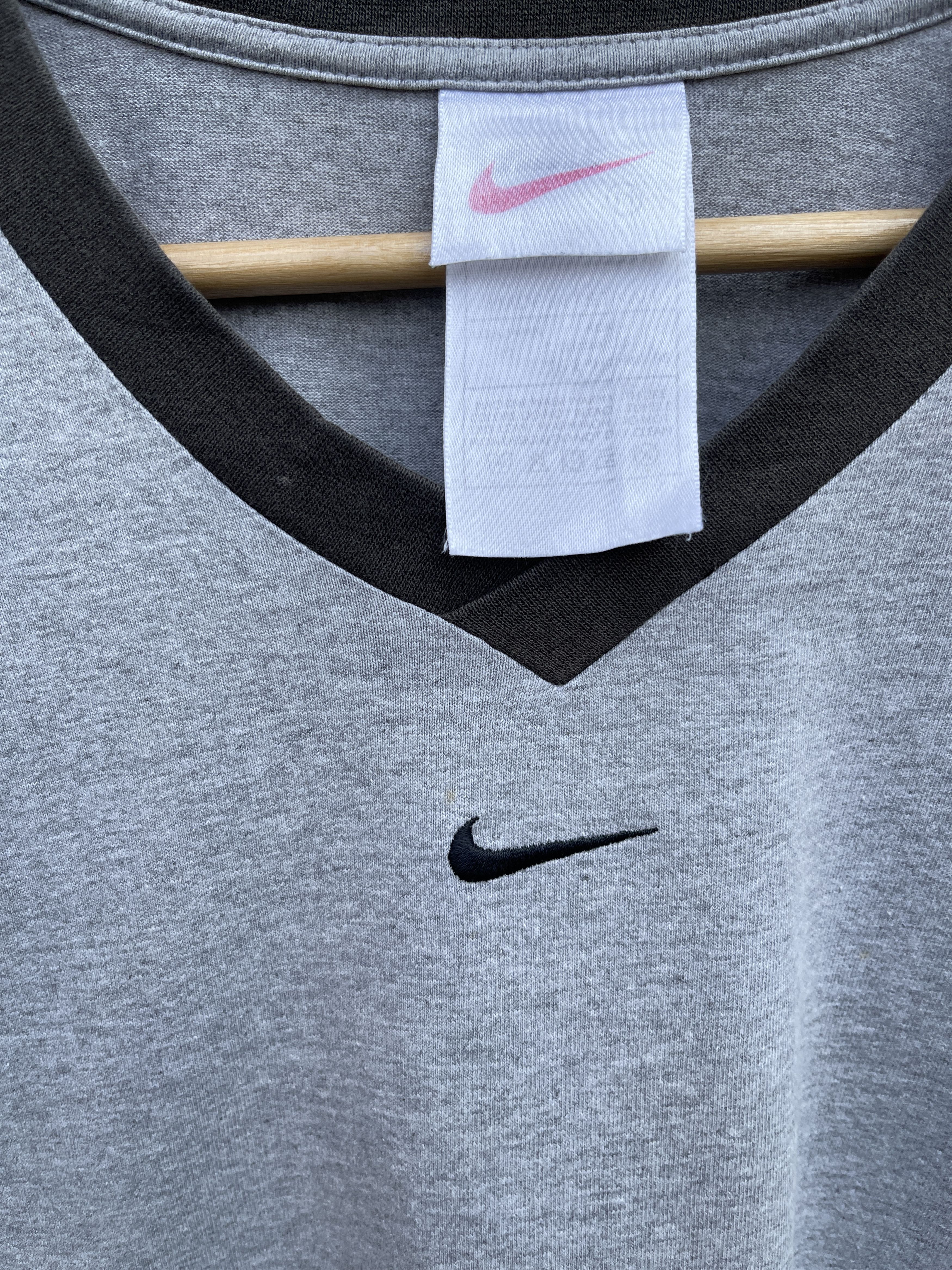 Vintage Last Drop🔥Rare‼️Vintage Nike Center Logo ERD GRUNGE TEE Size US M / EU 48-50 / 2 - 7 Thumbnail