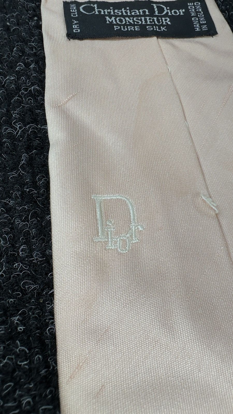 Christian Dior Monsieur Christian Dior Beige Gold Monogram Silk Tie Made in England Size ONE SIZE - 3 Thumbnail
