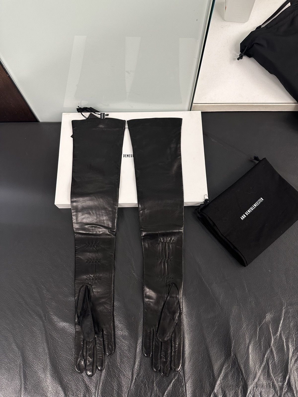 Ann Demeulemeester BNWT! Ann Demeulemeester ladies Leather Joris Gloves Size ONE SIZE - 4 Thumbnail