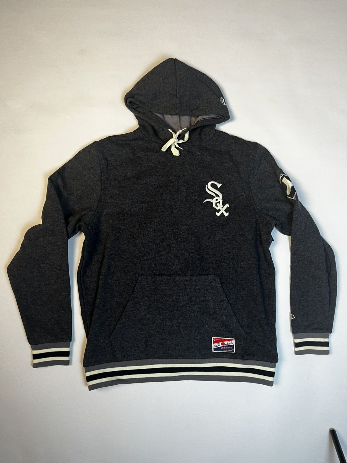MLB New Era White Socks Hoodie Size US L / EU 52-54 / 3 - 1 Thumbnail