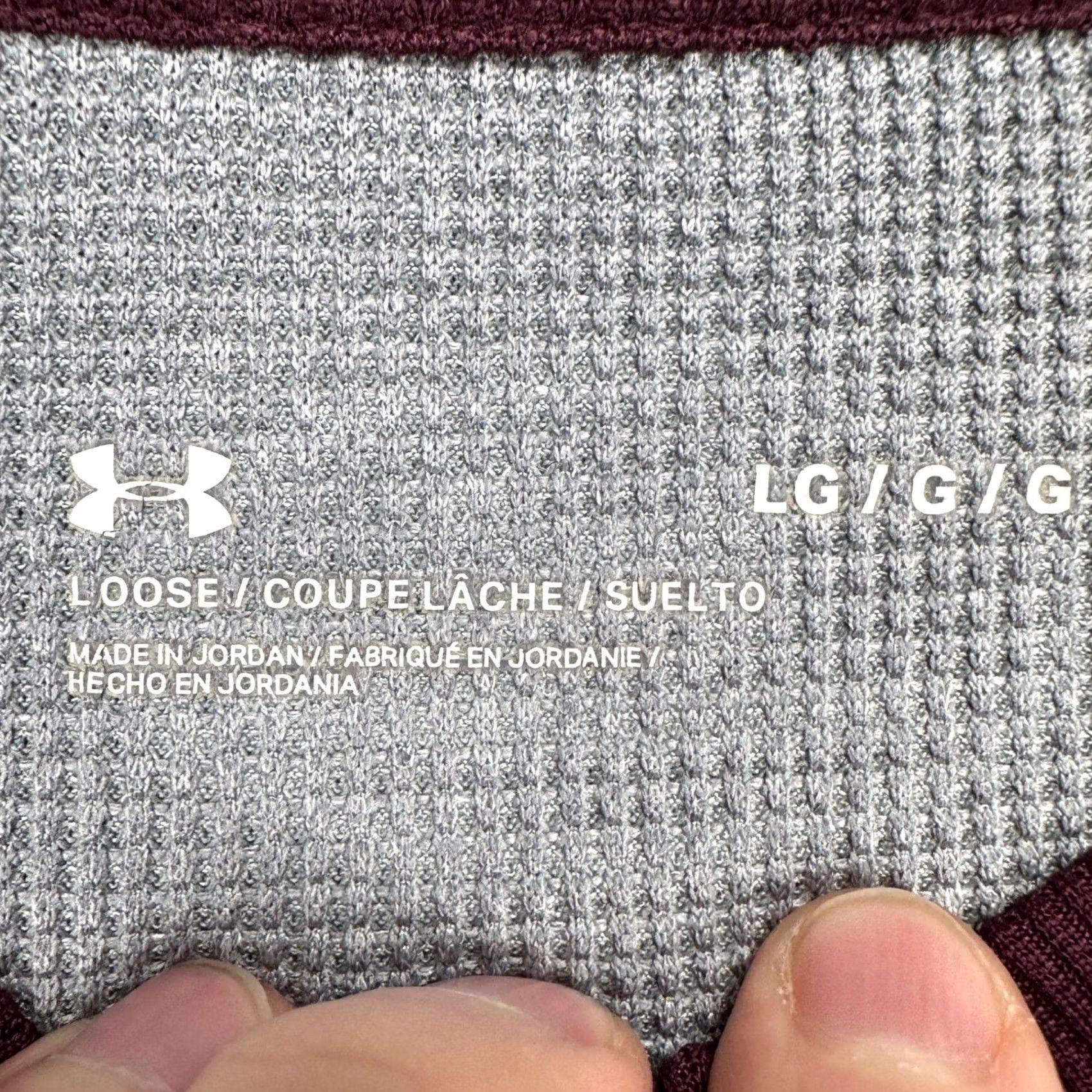 Under Armour Under Armour Mens Sweater Large Gray Maroon Thermal Waffle Knit Logo Crewneck Size US L / EU 52-54 / 3 - 4 Thumbnail