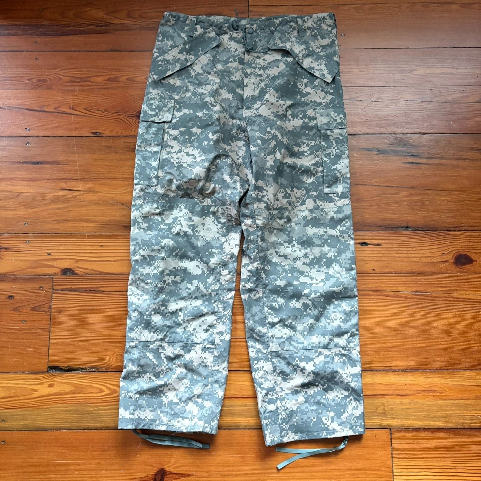 Vintage US Military Cold Weather Goretex Pants Men's Size M 36x32 Size US 36 / EU 52 - 1 Thumbnail