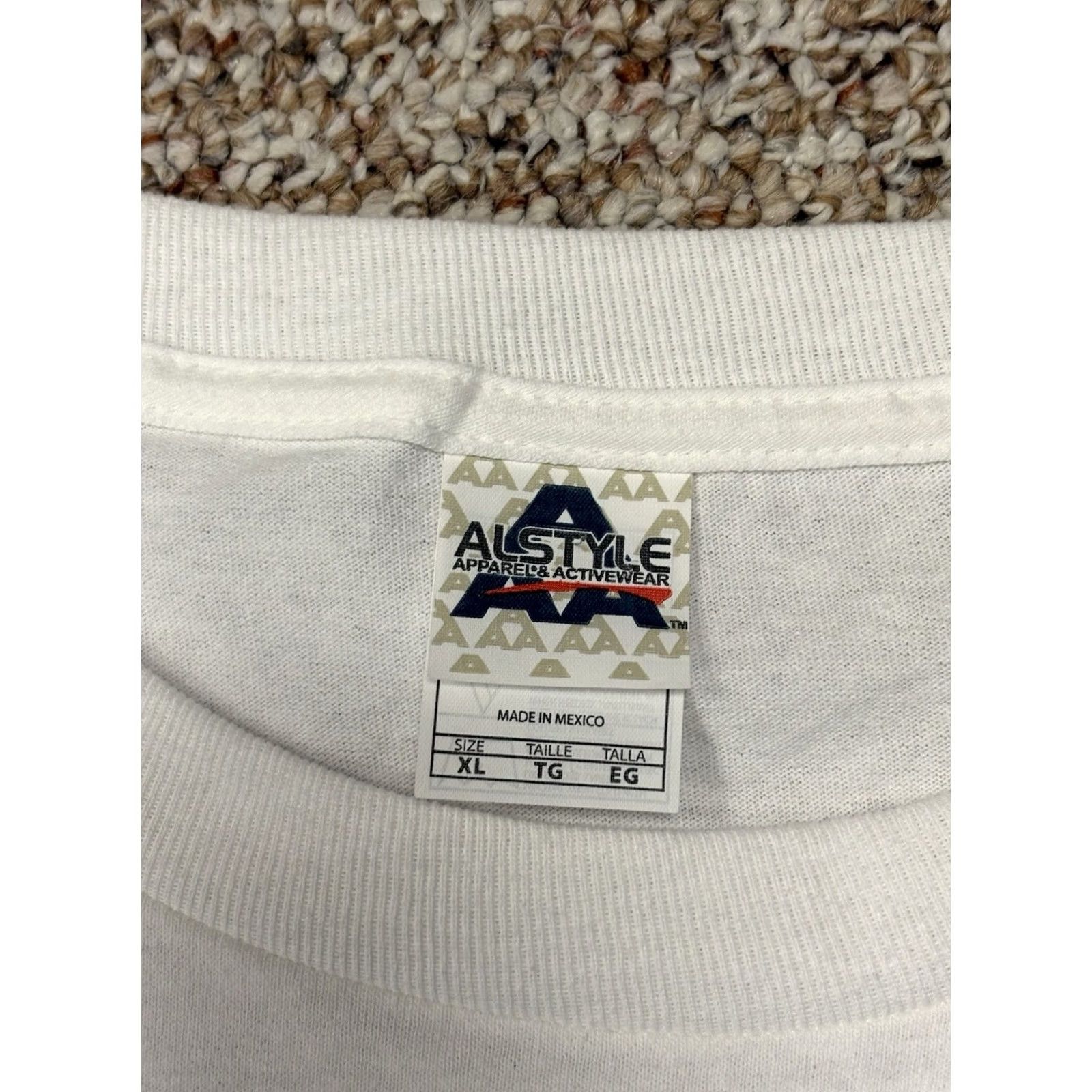 AAA VINTAGE AAA Shirt Men XL White Autistic Dad Proud Of It 90s Graffiti Art Hipster Retro Activewear Graphic Print Crew Neck Short Sleeve Cotton Size US XL / EU 56 / 4 - 4 Thumbnail